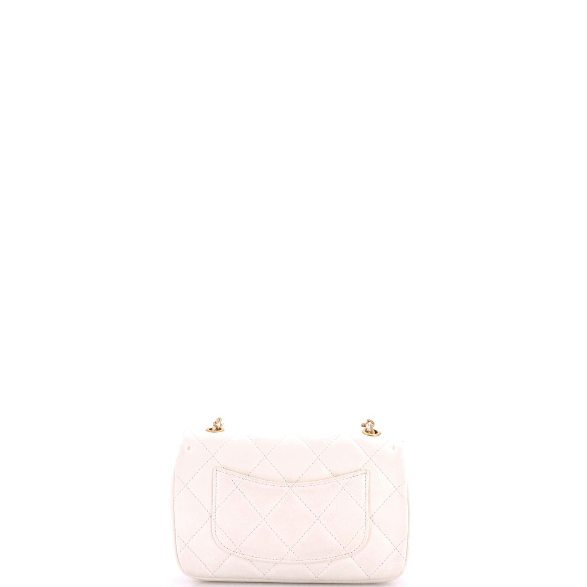 Chanel Heart Charms Flap Bag Size ONE SIZE - 3 Thumbnail