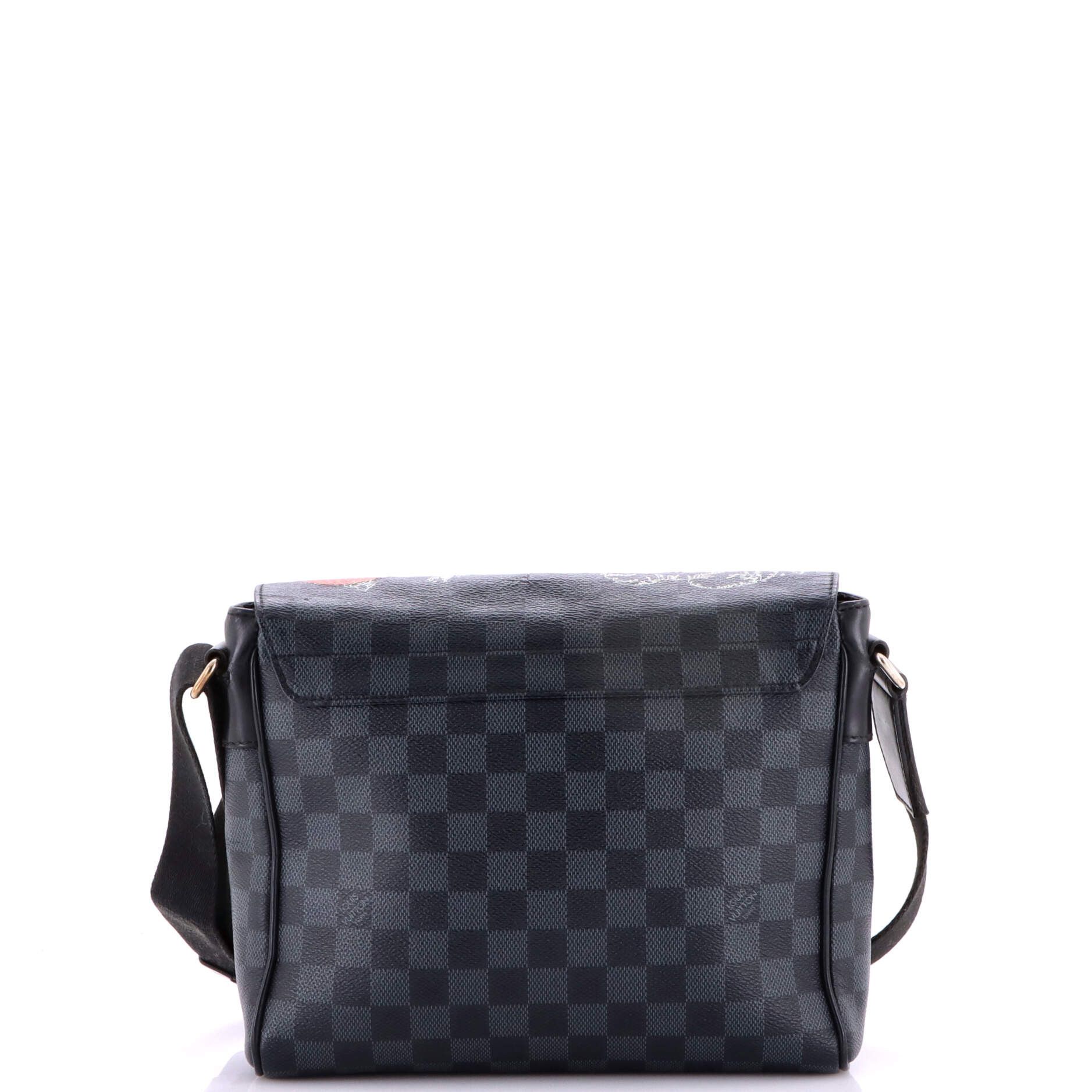 Louis Vuitton District NM Messenger Bag Size ONE SIZE - 3 Thumbnail
