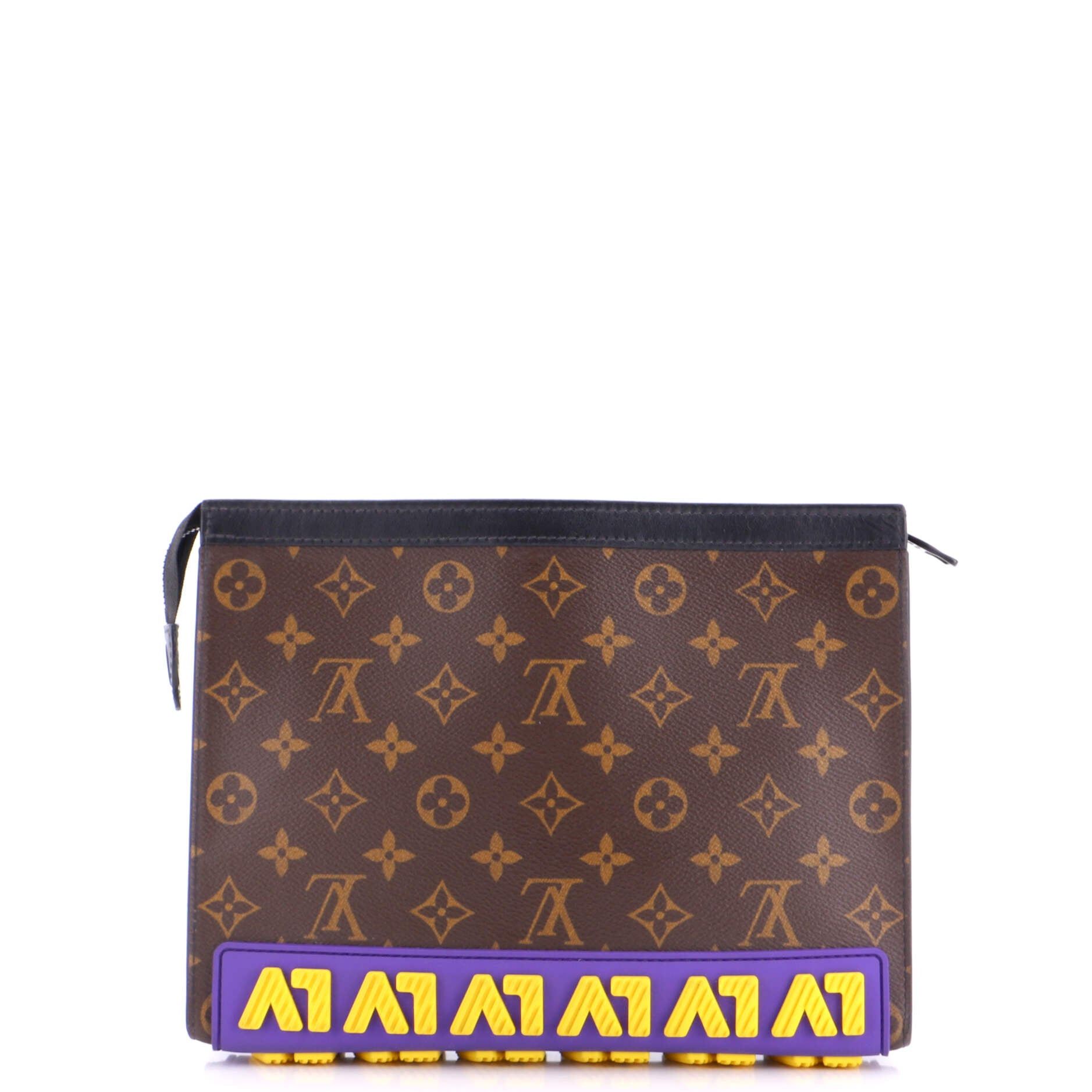 Louis Vuitton Pochette Voyage Size ONE SIZE - 3 Thumbnail