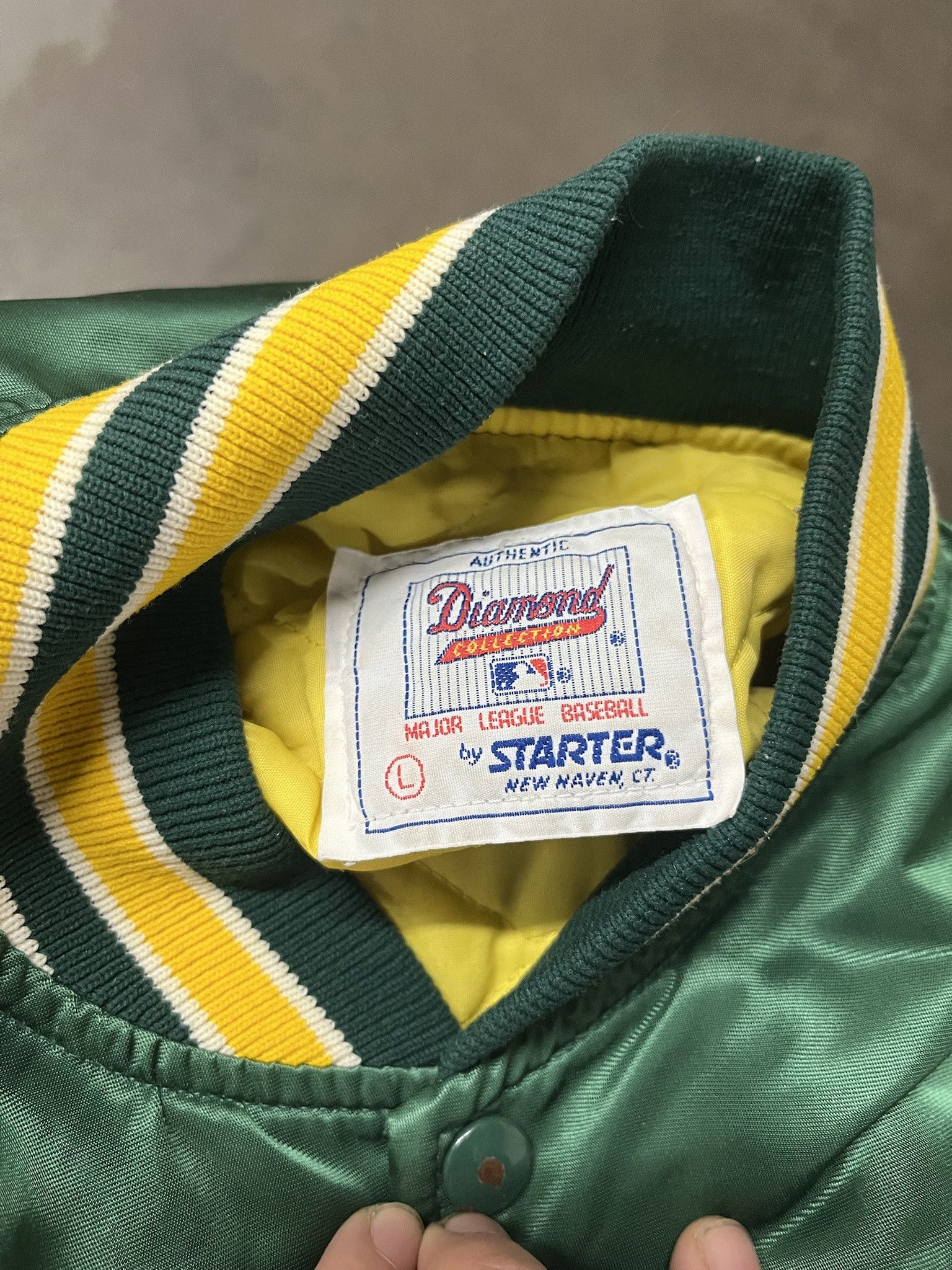 MLB × Starter × Vintage Vintage 1990s MLB Starter Diamond Collection Oakland A's Jacket Size L Size US L / EU 52-54 / 3 - 3 Thumbnail