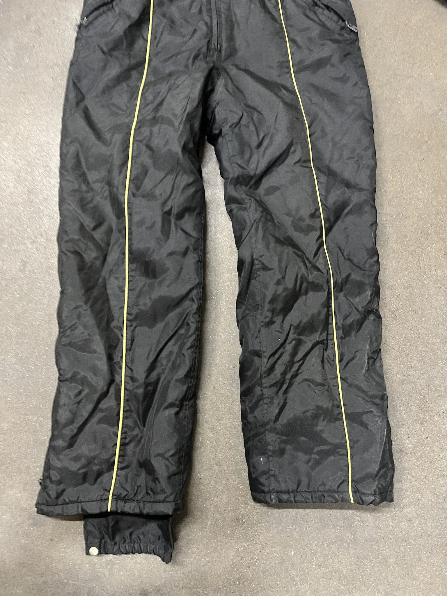 Carhartt × Vintage Vintage 1990s Arctic Cat Arcticwear One piece Snowsuit Coverall Size XL Size US XL / EU 56 / 4 - 3 Thumbnail
