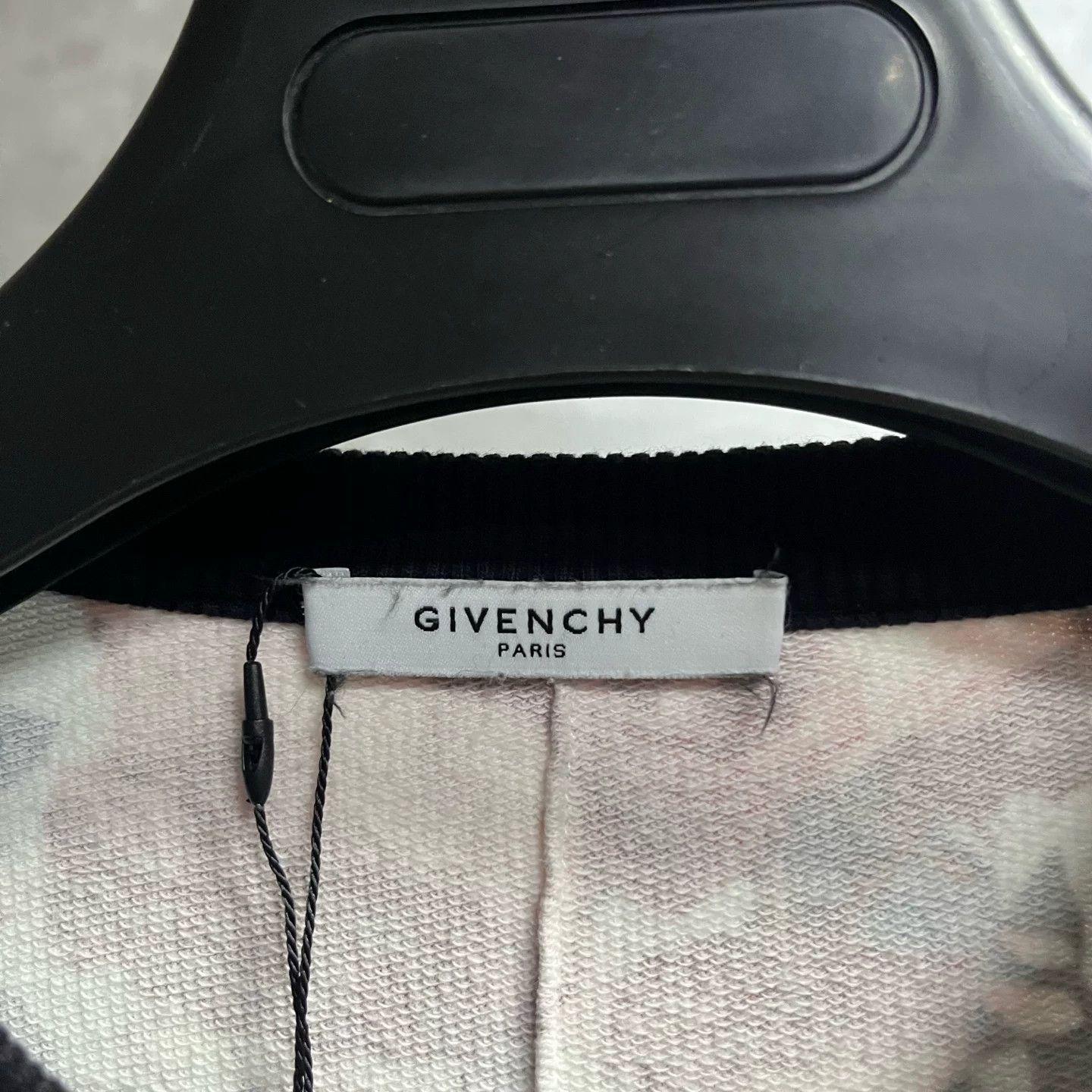 Givenchy Givenchy Floral Printed Multi T-Shirt S Women Size S / US 4 / IT 40 - 2 Thumbnail