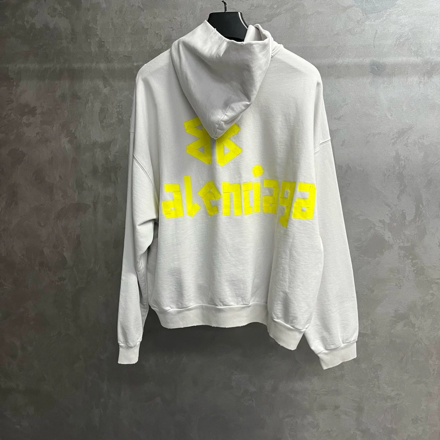 Balenciaga Balenciaga Printed Hoodie XS Men Size US XS / EU 42 / 0 - 2 Thumbnail