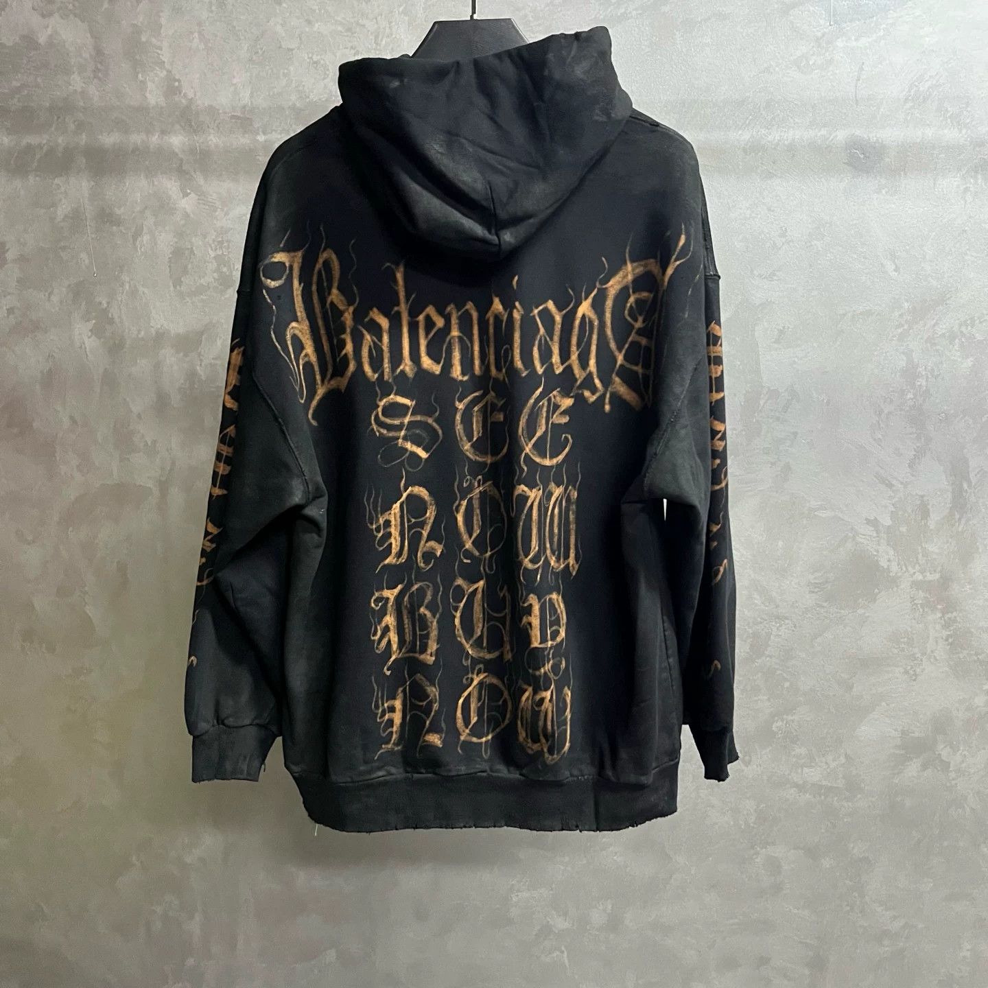 Balenciaga Balenciaga Printed Graphic Black Hoodie XXS Men Size US XXS / EU 40 - 5 Thumbnail