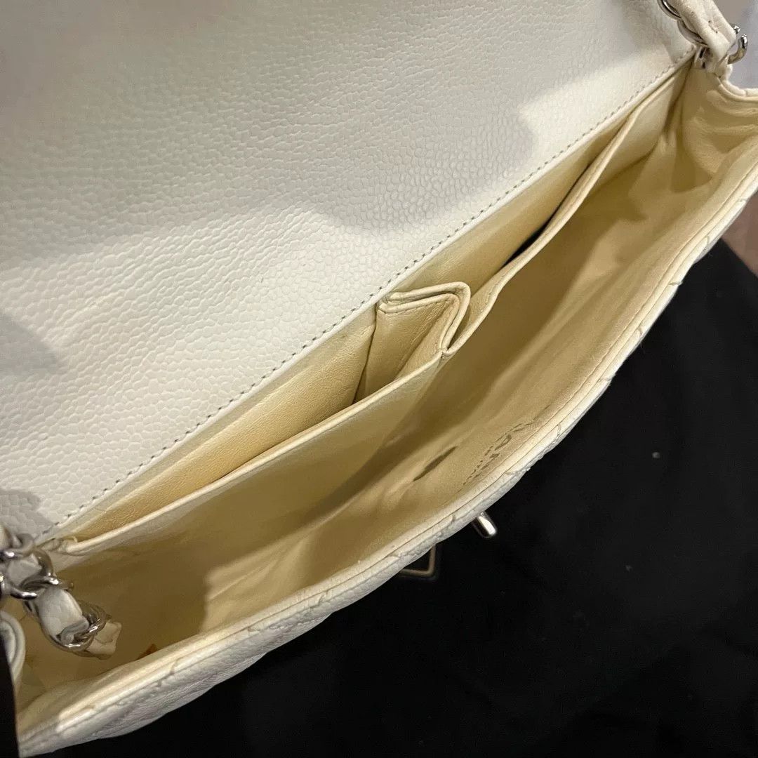 Chanel Pre-loved Bag Very good condition Size ONE SIZE - 9 Thumbnail
