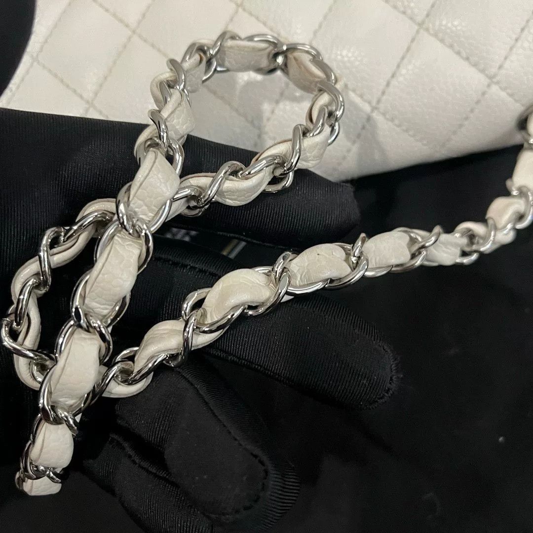 Chanel Pre-loved Bag Very good condition Size ONE SIZE - 7 Thumbnail