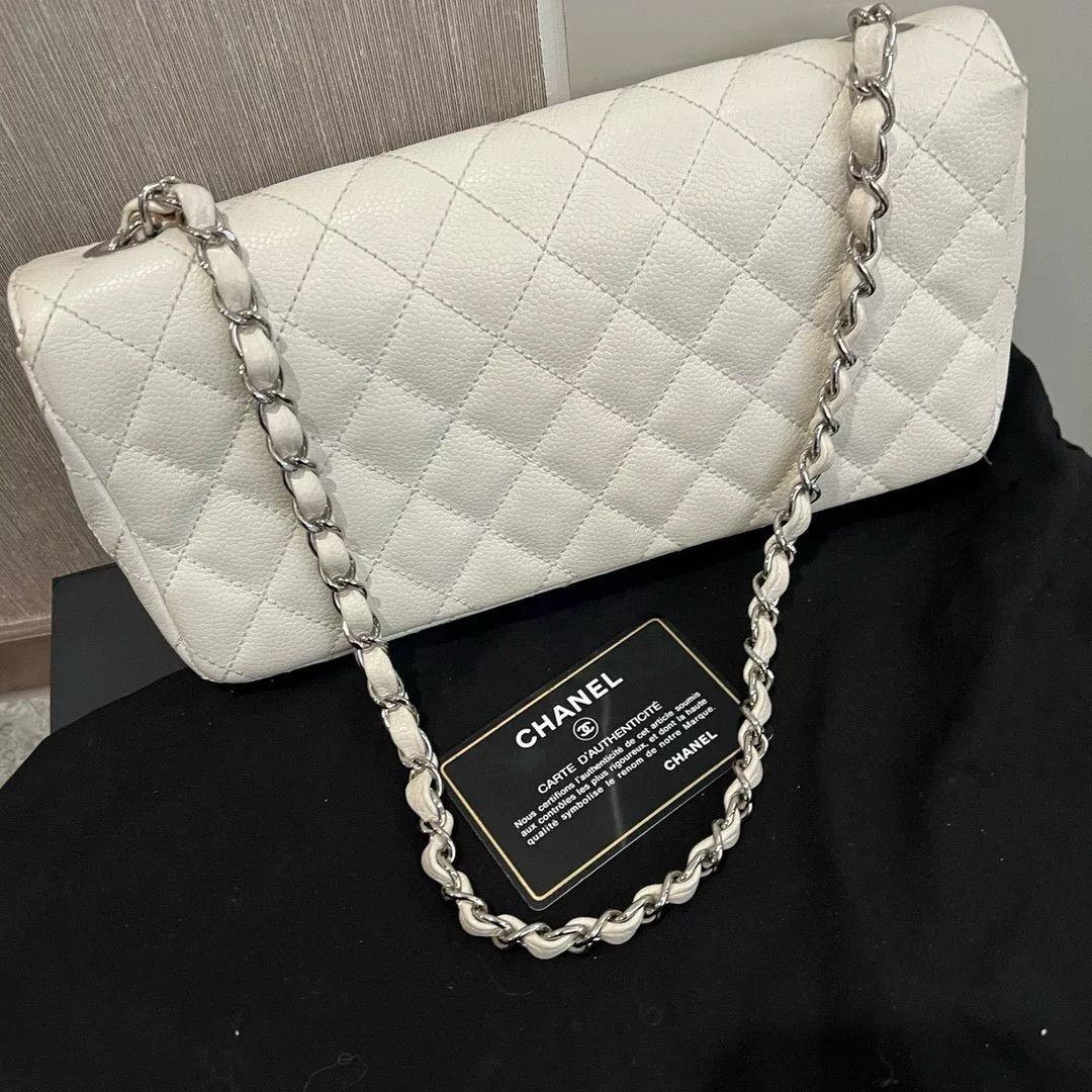 Chanel Pre-loved Bag Very good condition Size ONE SIZE - 2 Thumbnail