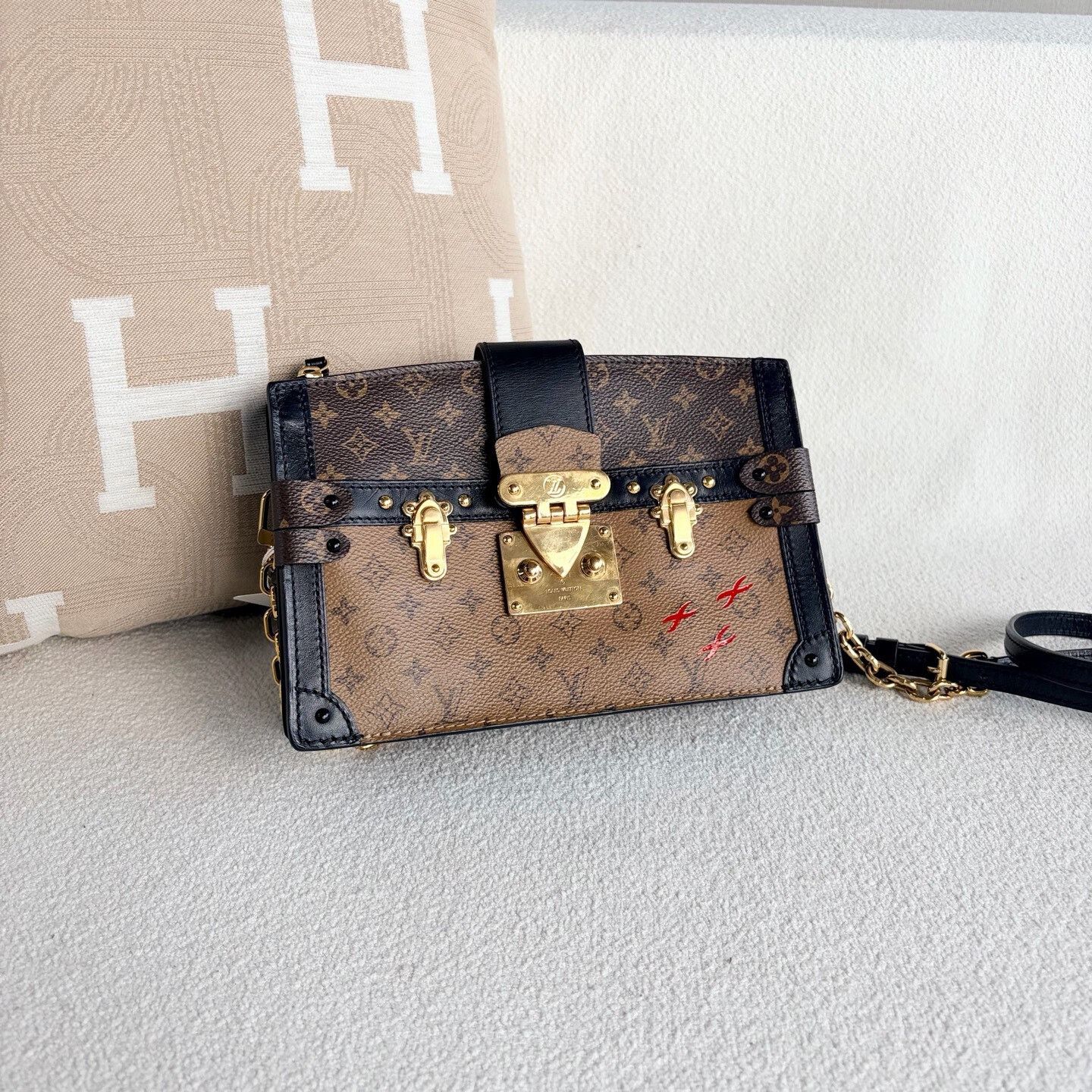 Louis Vuitton Pre-loved Bag Very good condition Size ONE SIZE - 6 Thumbnail