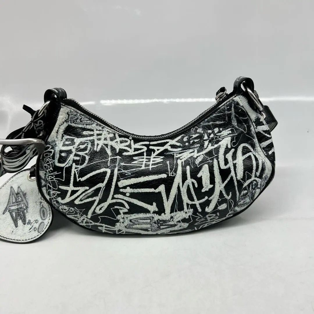 Balenciaga Pre-loved Bag Very good condition Size ONE SIZE - 4 Thumbnail