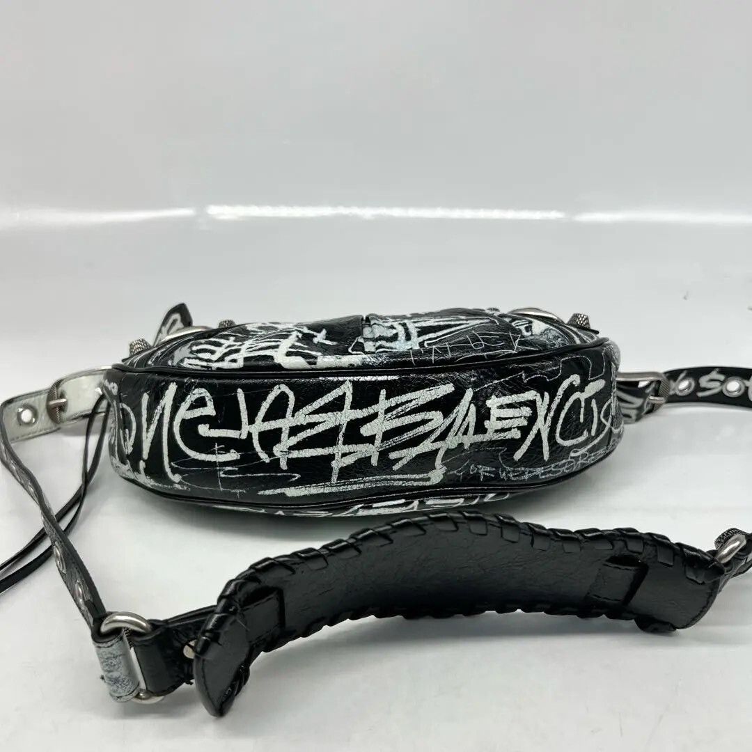 Balenciaga Pre-loved Bag Very good condition Size ONE SIZE - 6 Thumbnail