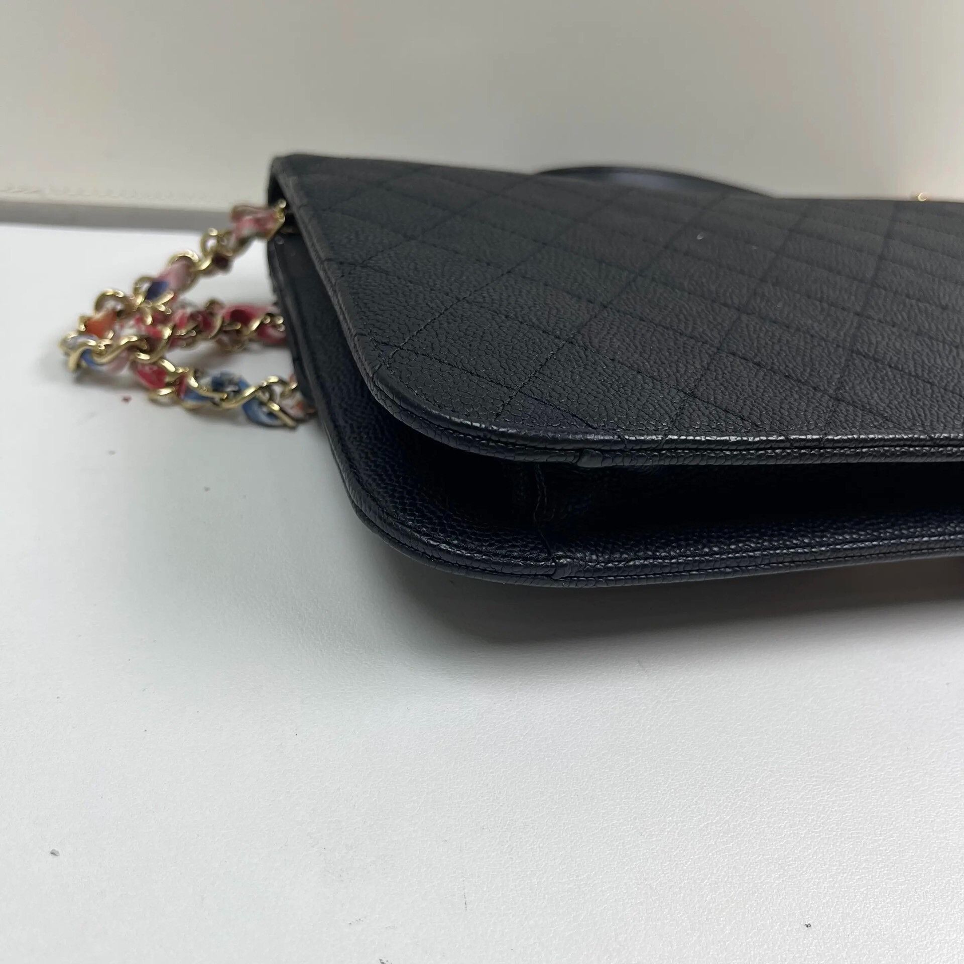 Chanel Pre-loved Bag Very good condition Size ONE SIZE - 6 Thumbnail