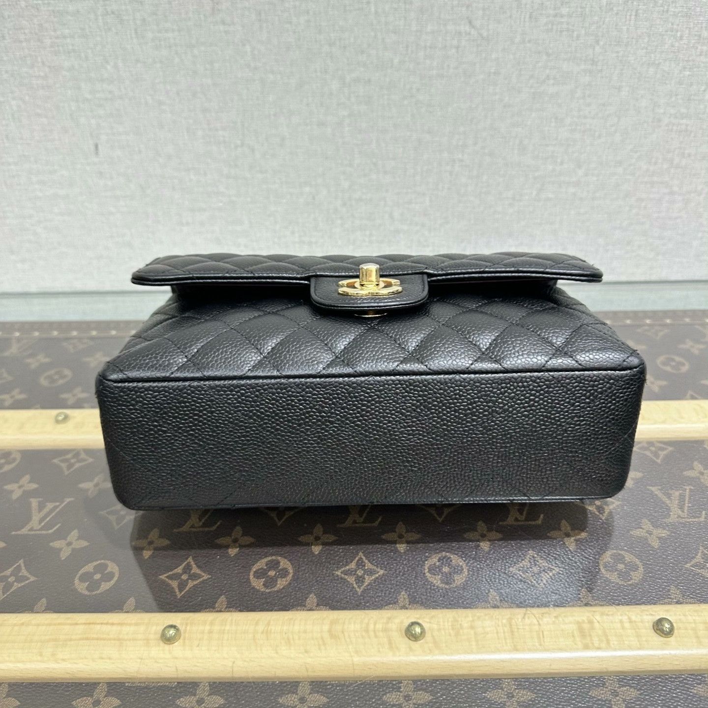 Chanel Pre-loved Bag Very good condition Size ONE SIZE - 5 Thumbnail