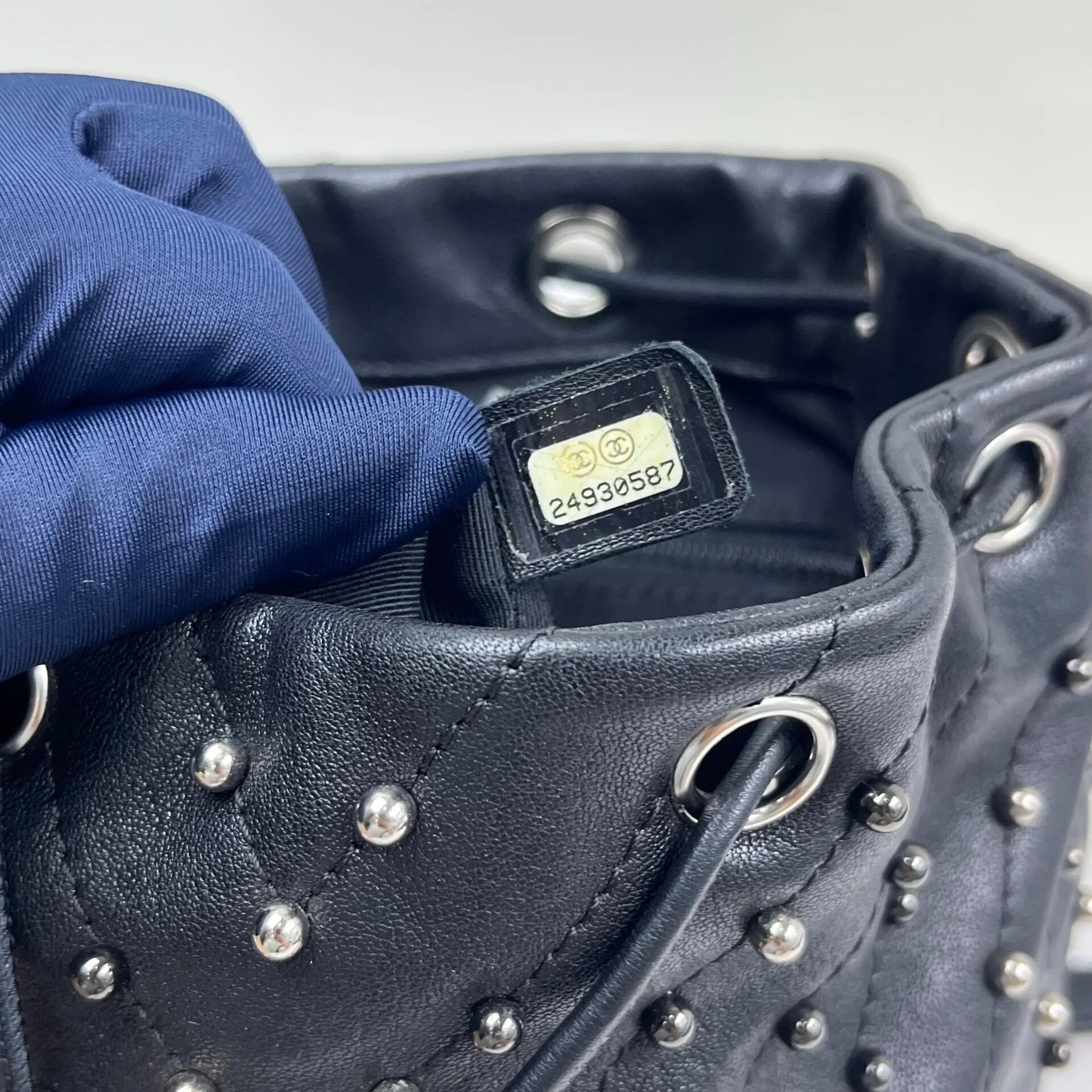 Chanel Pre-loved Bag Very good condition Size ONE SIZE - 9 Thumbnail