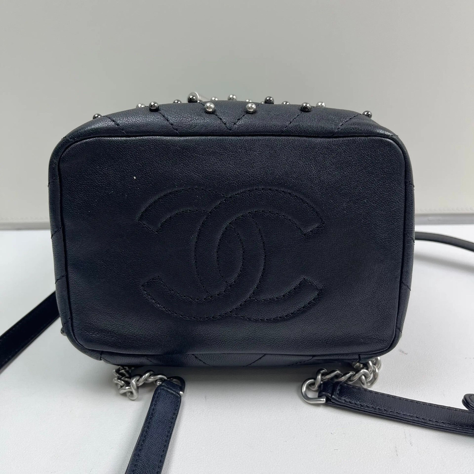 Chanel Pre-loved Bag Very good condition Size ONE SIZE - 5 Thumbnail