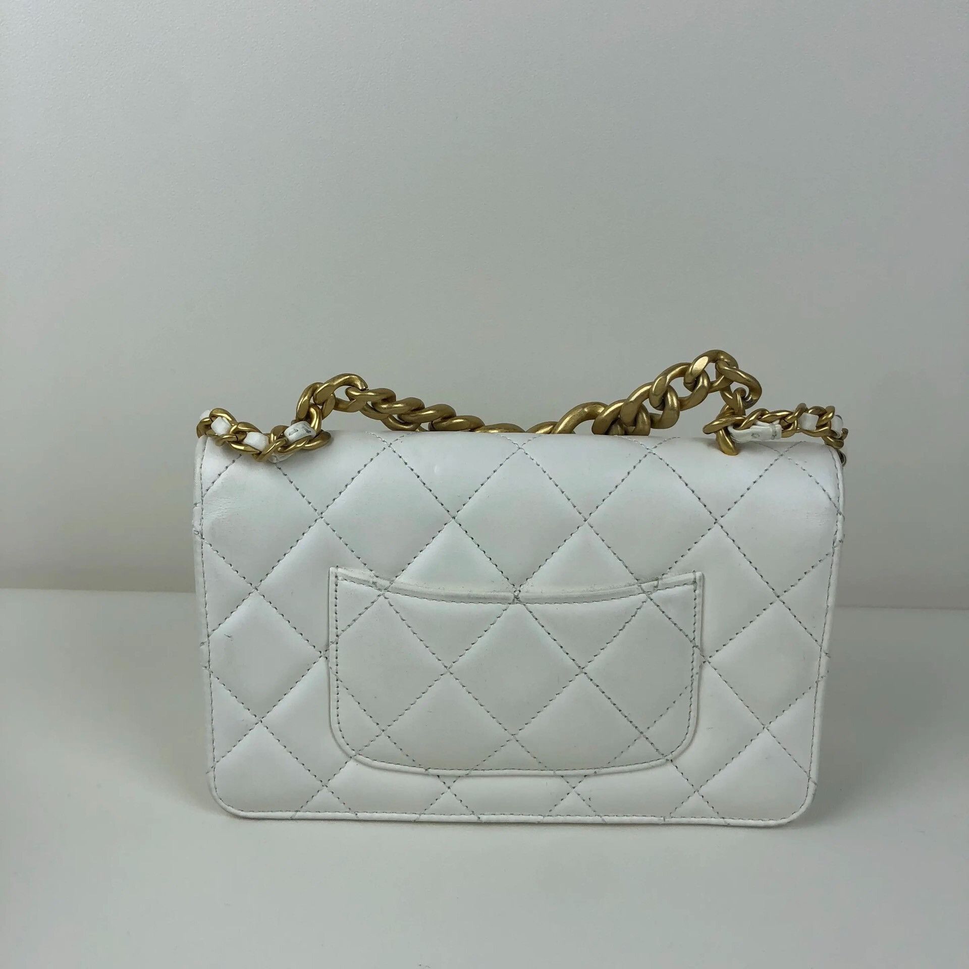 Chanel Pre-loved Bag Very good condition Size ONE SIZE - 3 Thumbnail