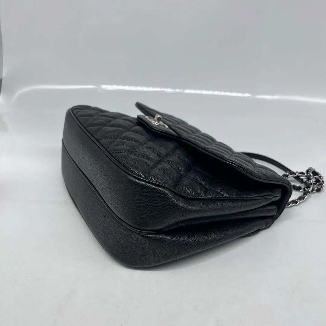 Chanel Pre-loved Bag Very good condition Size ONE SIZE - 7 Thumbnail