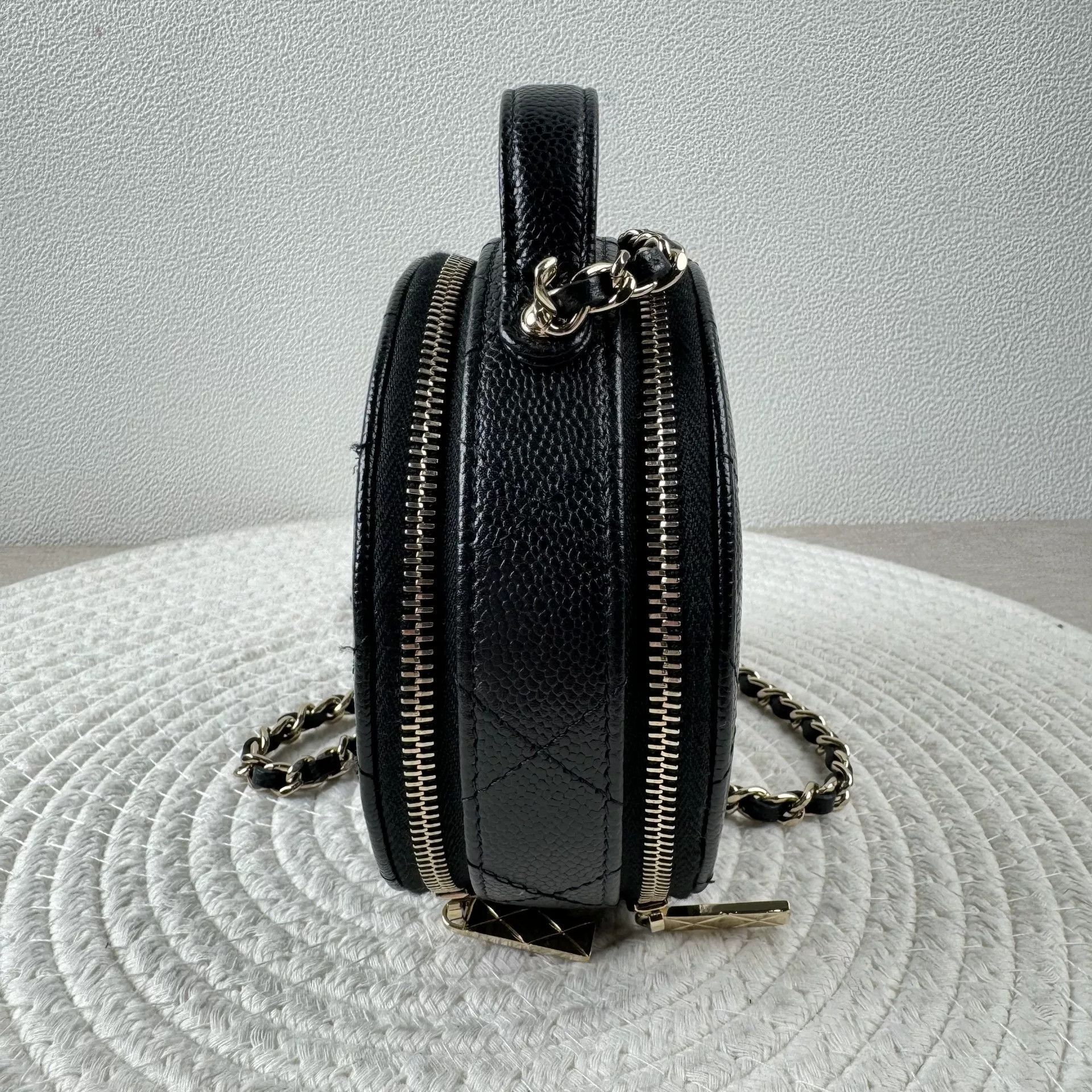 Chanel Pre-loved Bag Very good condition Size ONE SIZE - 6 Thumbnail