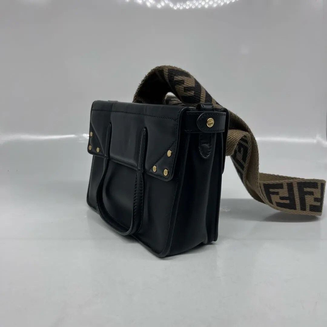Fendi Pre-loved Bag Very good condition Size ONE SIZE - 5 Thumbnail