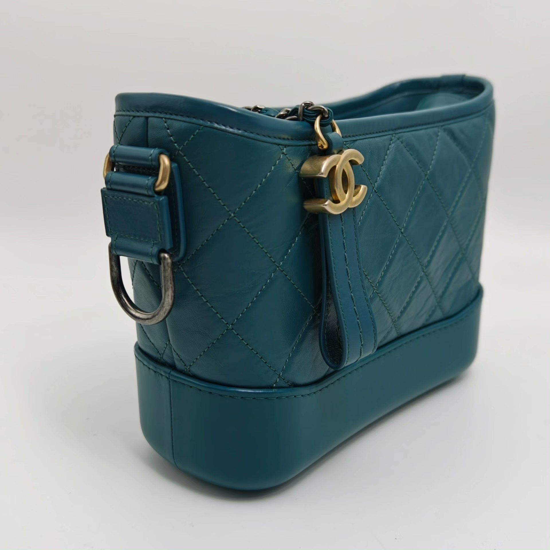 Chanel Pre-loved Bag Very good condition Size ONE SIZE - 3 Thumbnail