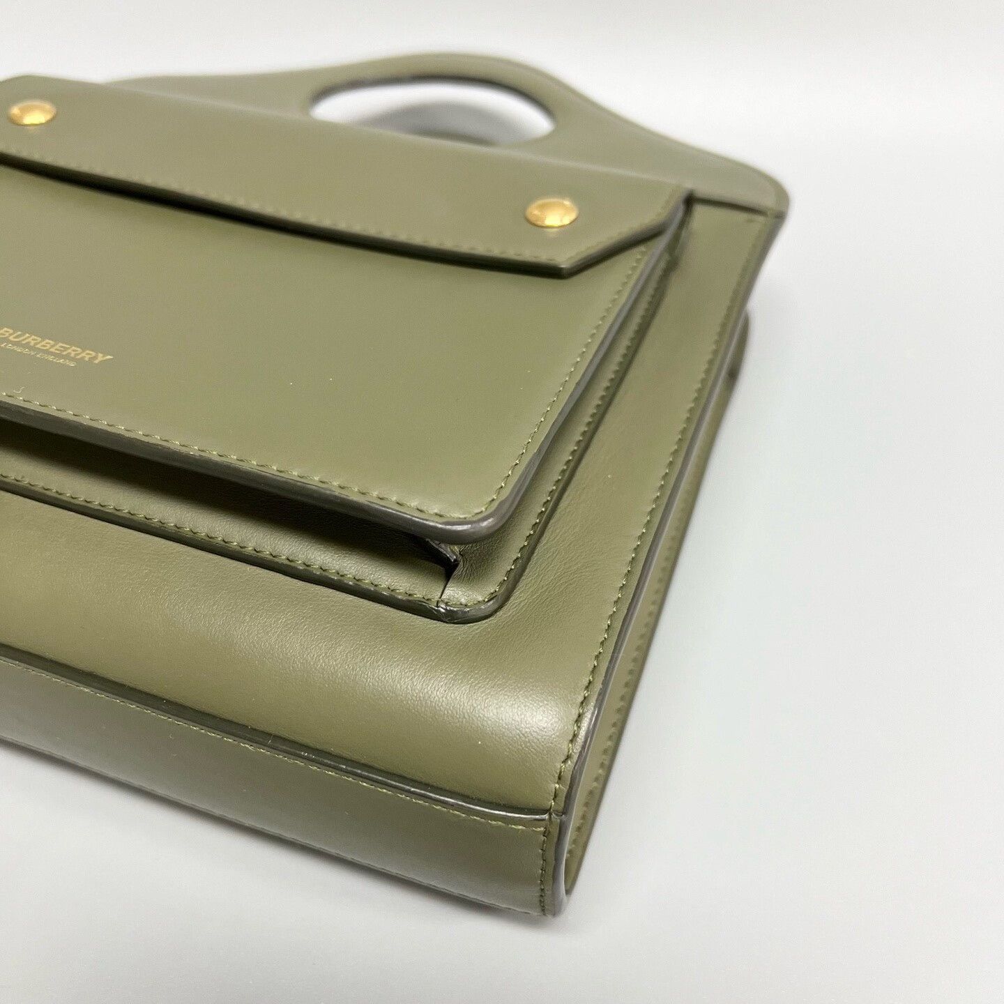 Burberry Pre-loved Bag Very good condition Size ONE SIZE - 4 Thumbnail