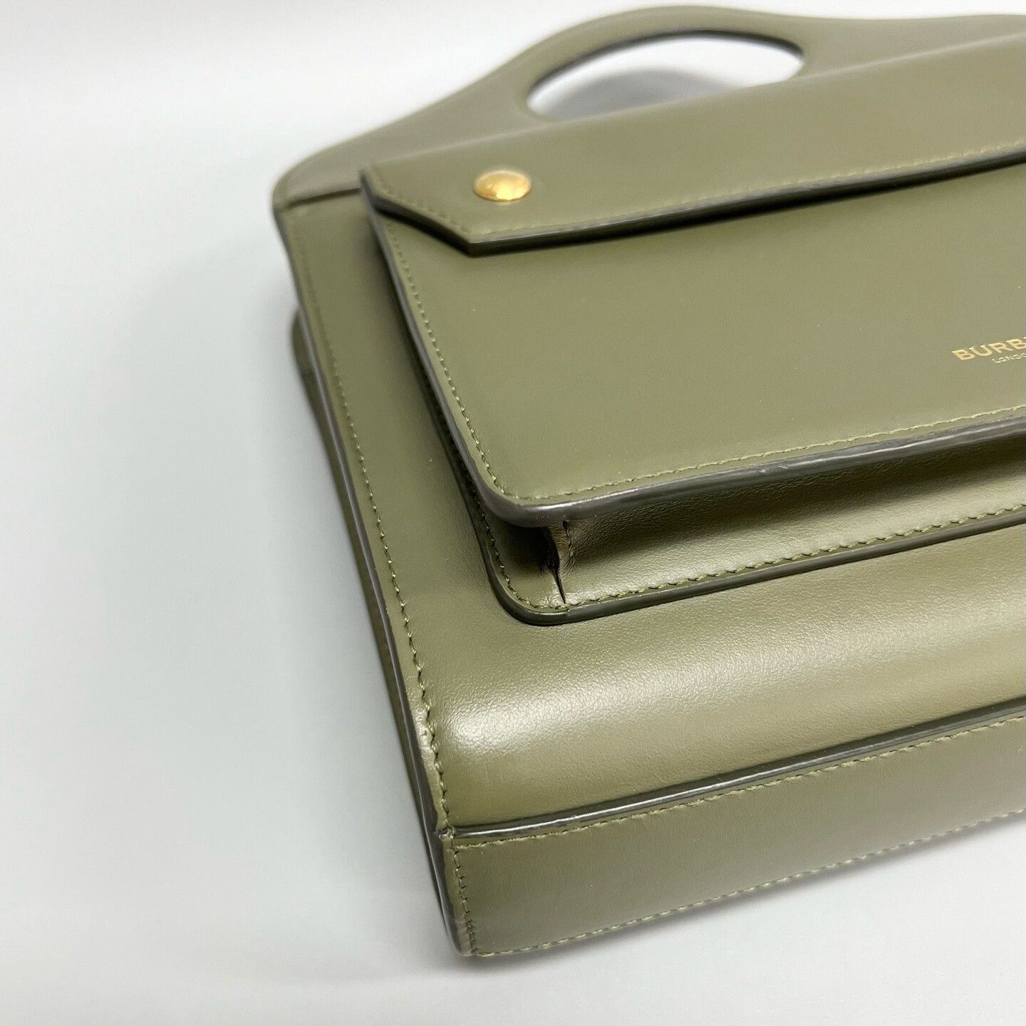 Burberry Pre-loved Bag Very good condition Size ONE SIZE - 5 Thumbnail