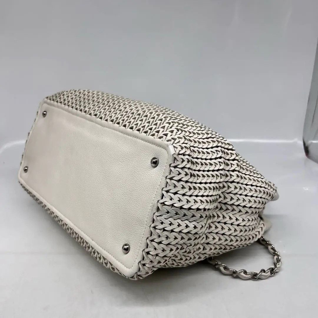 Chanel Pre-loved Bag Very good condition Size ONE SIZE - 5 Thumbnail