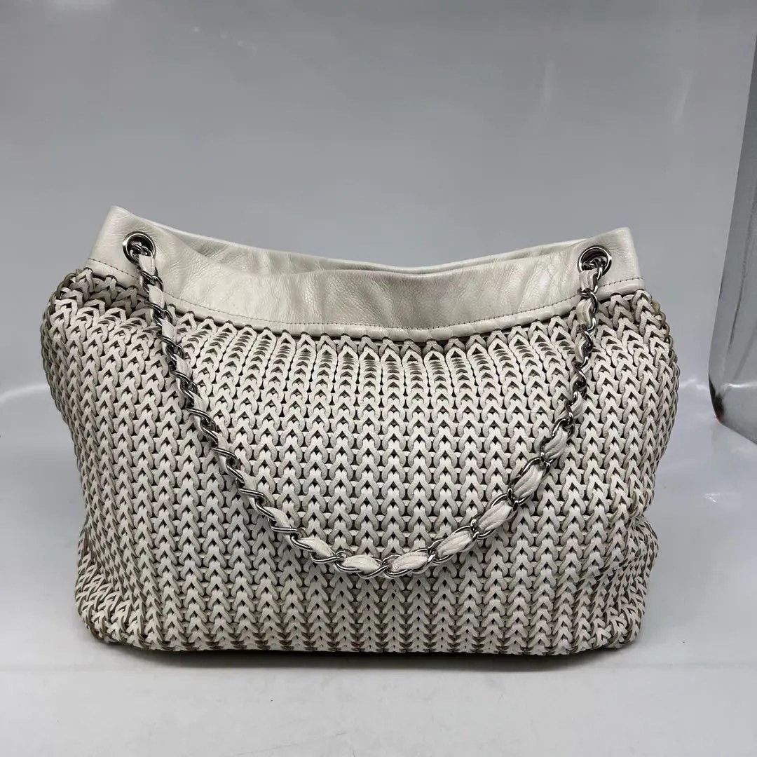Chanel Pre-loved Bag Very good condition Size ONE SIZE - 3 Thumbnail