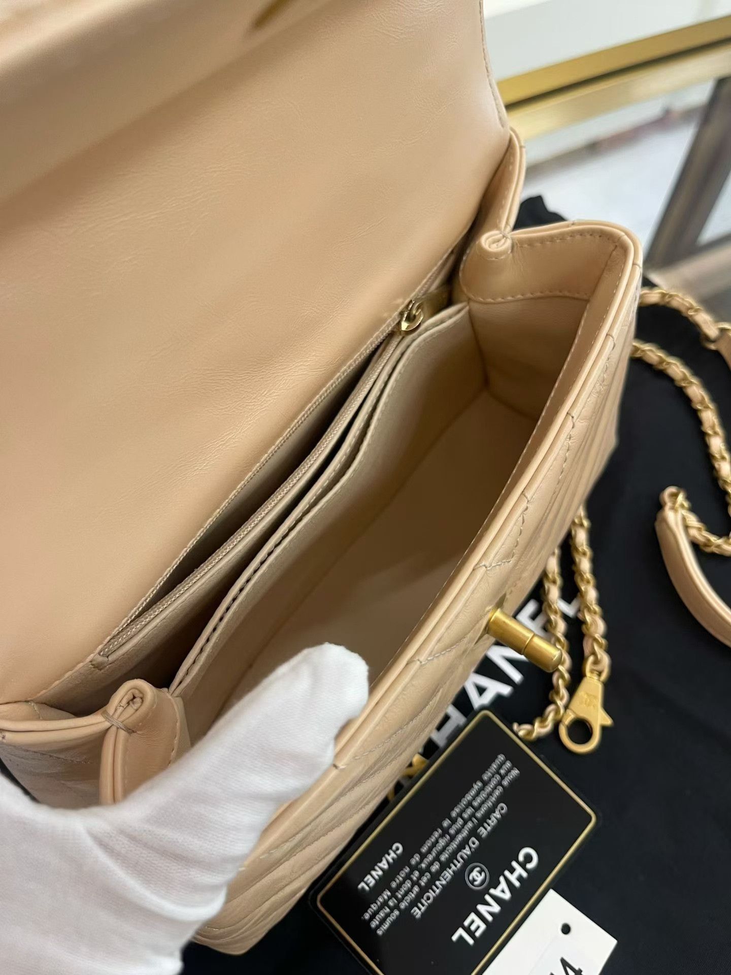 Chanel Pre-loved Bag Very good condition Size ONE SIZE - 9 Thumbnail