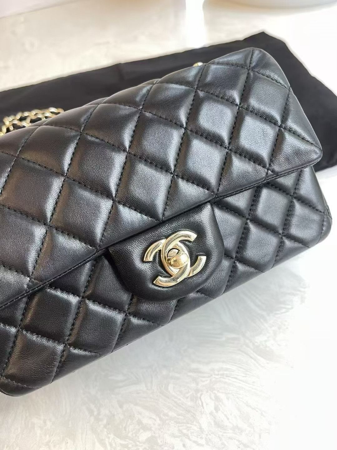 Chanel Pre-loved Bag Very good condition Size ONE SIZE - 6 Thumbnail