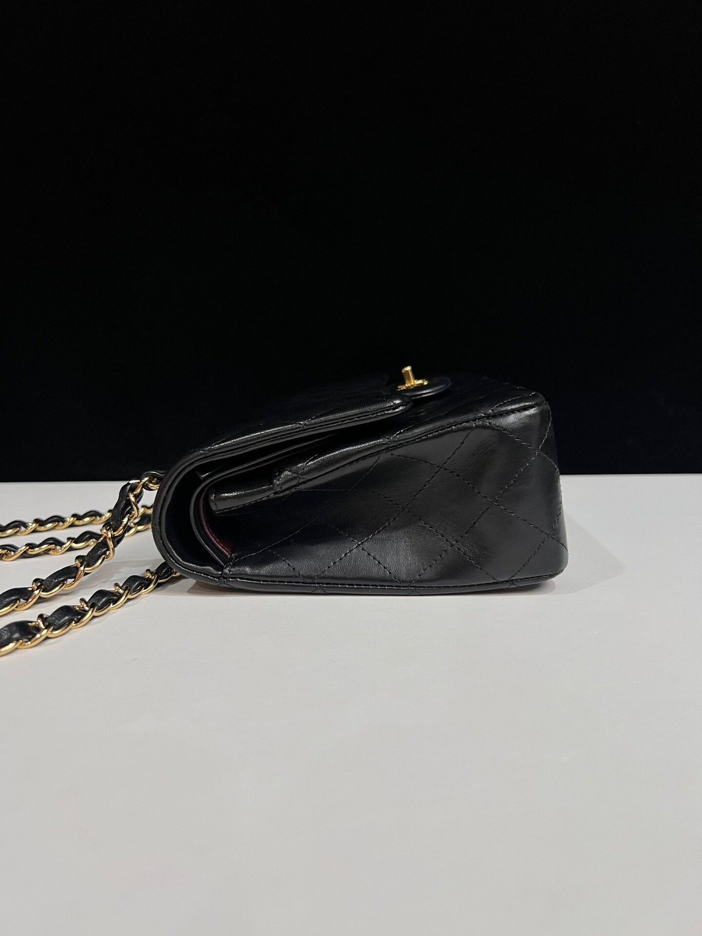 Chanel Pre-loved Bag Very good condition Size ONE SIZE - 3 Thumbnail