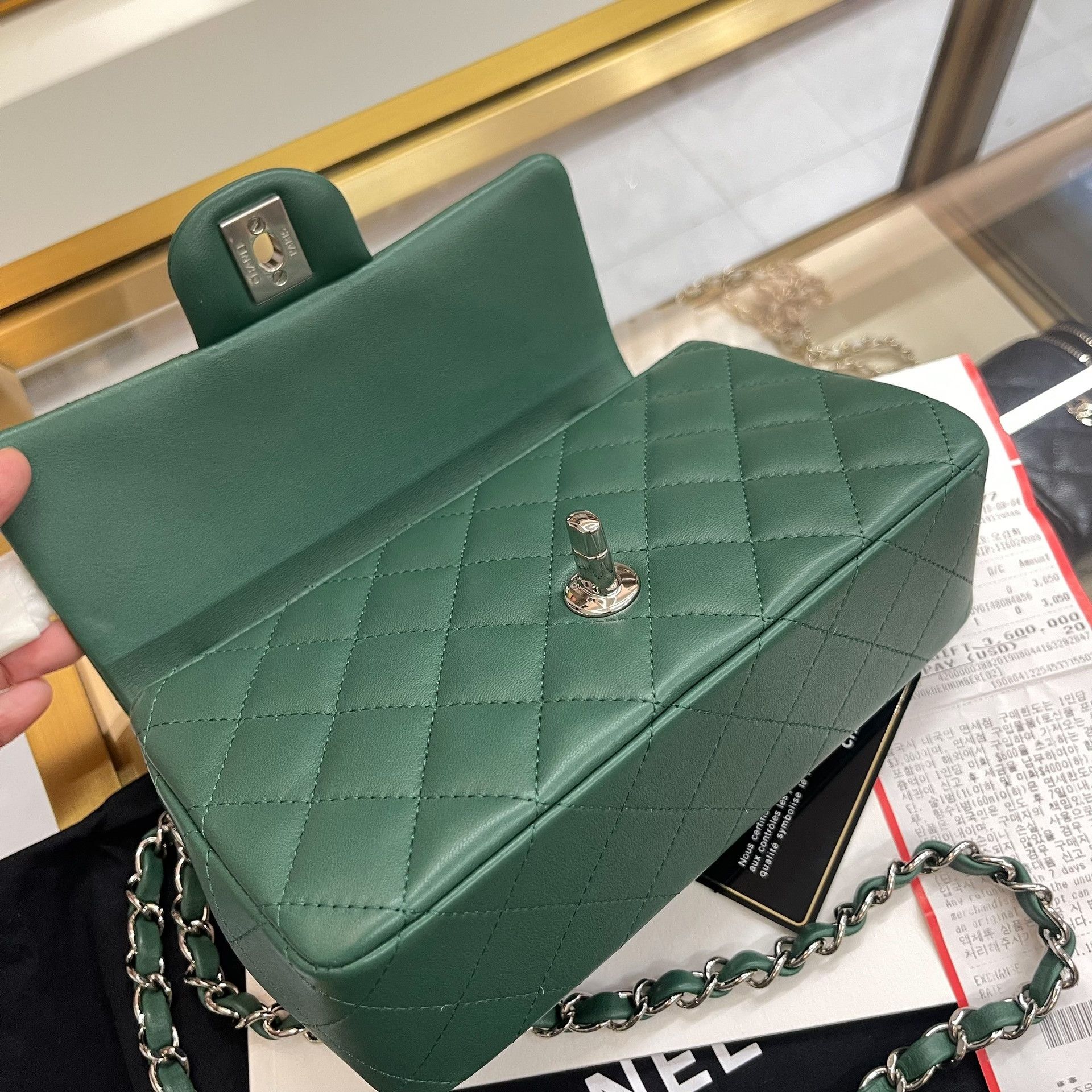 Chanel Pre-loved Bag Brand new condition Size ONE SIZE - 8 Thumbnail