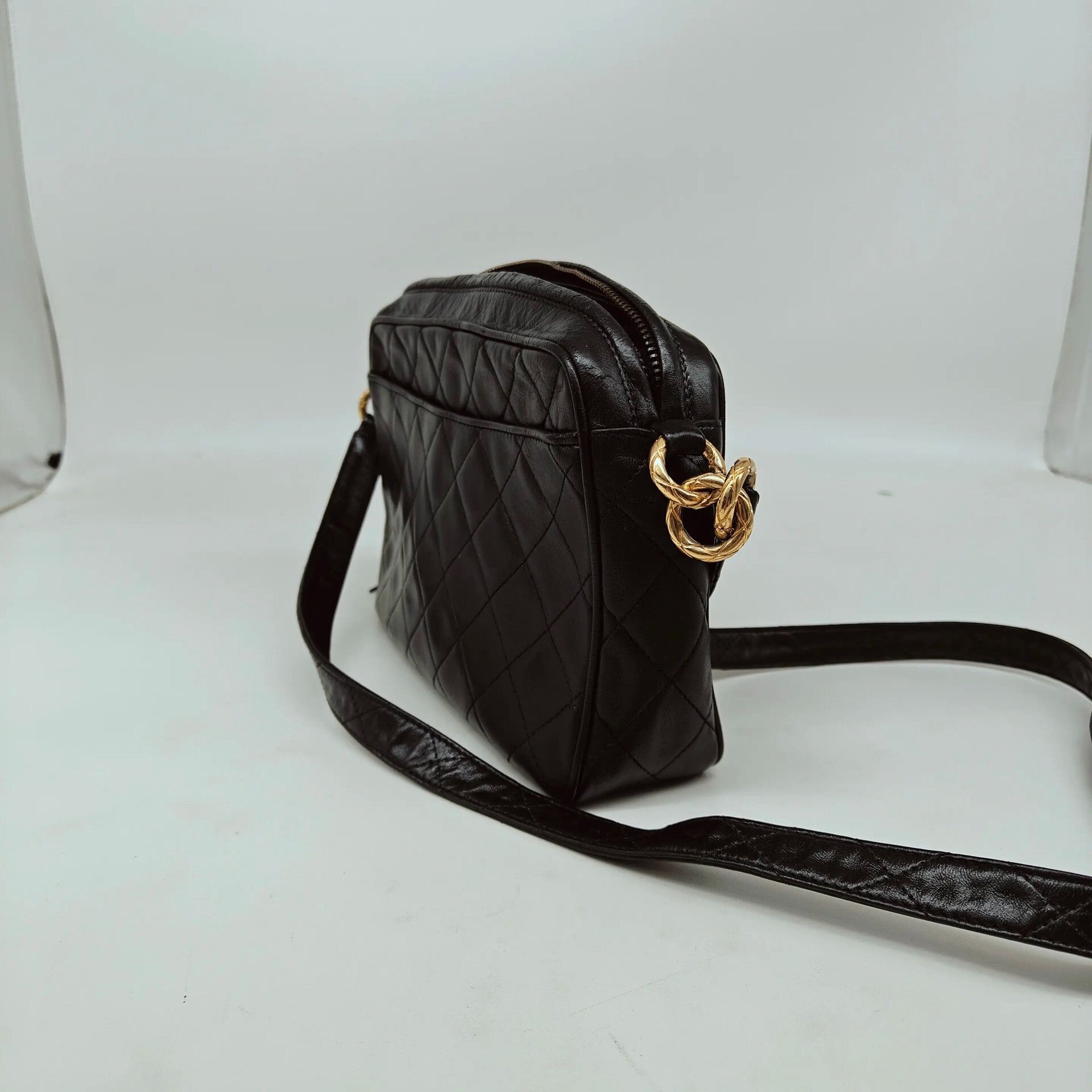 Chanel Pre-loved Bag Very good condition Size ONE SIZE - 2 Thumbnail