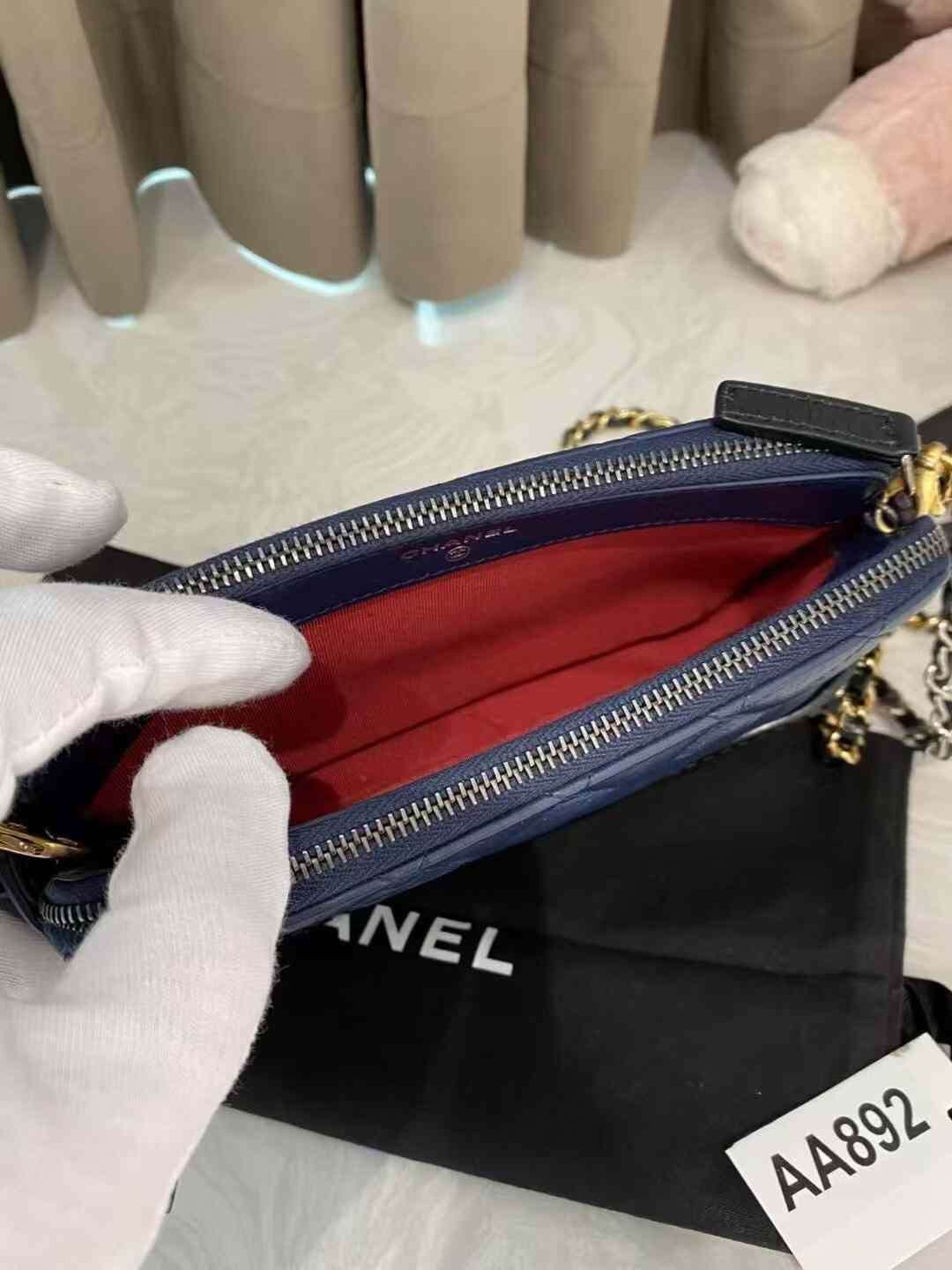 Chanel Pre-loved Bag Very good condition Size ONE SIZE - 6 Thumbnail