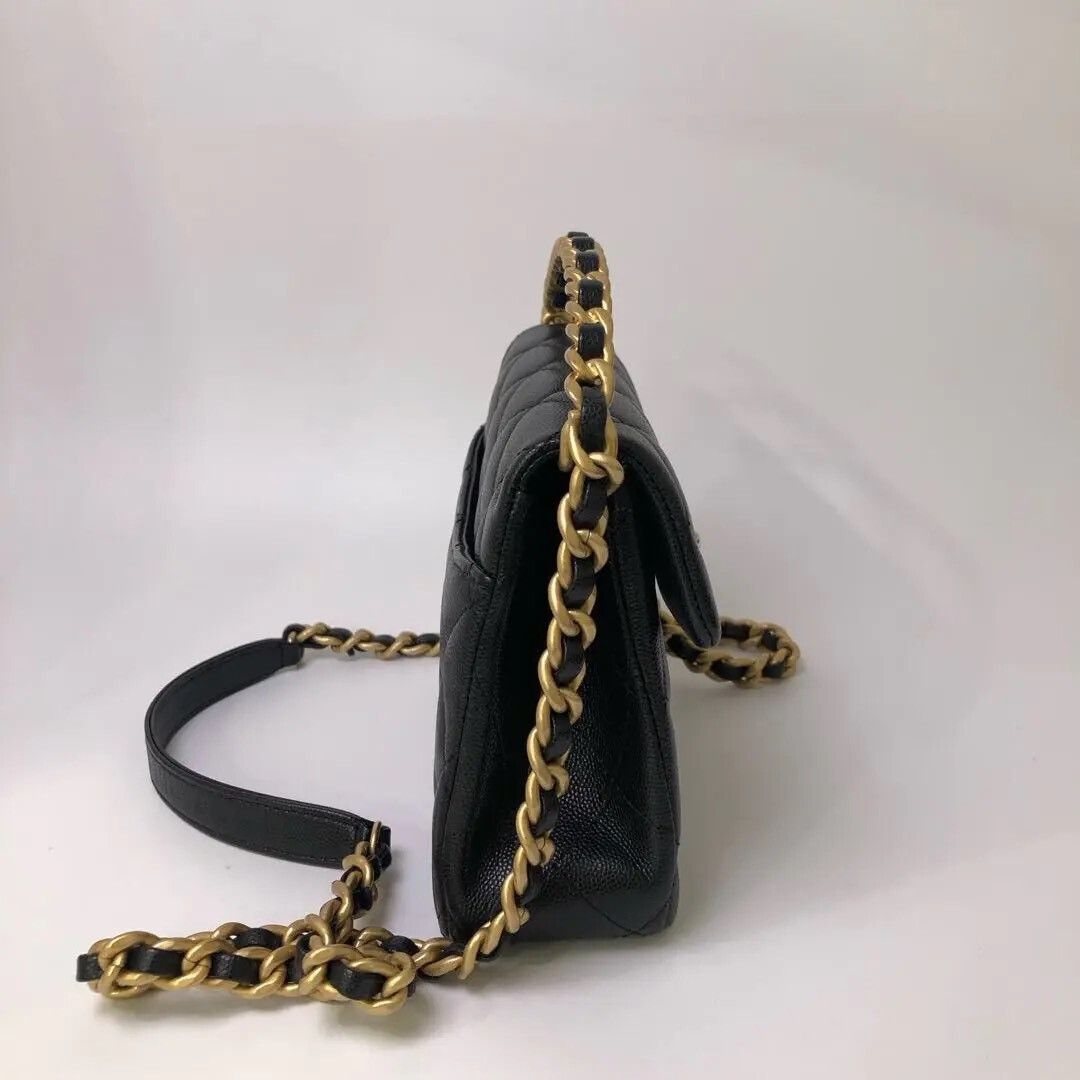 Chanel Pre-loved Bag Very good condition Size ONE SIZE - 2 Thumbnail