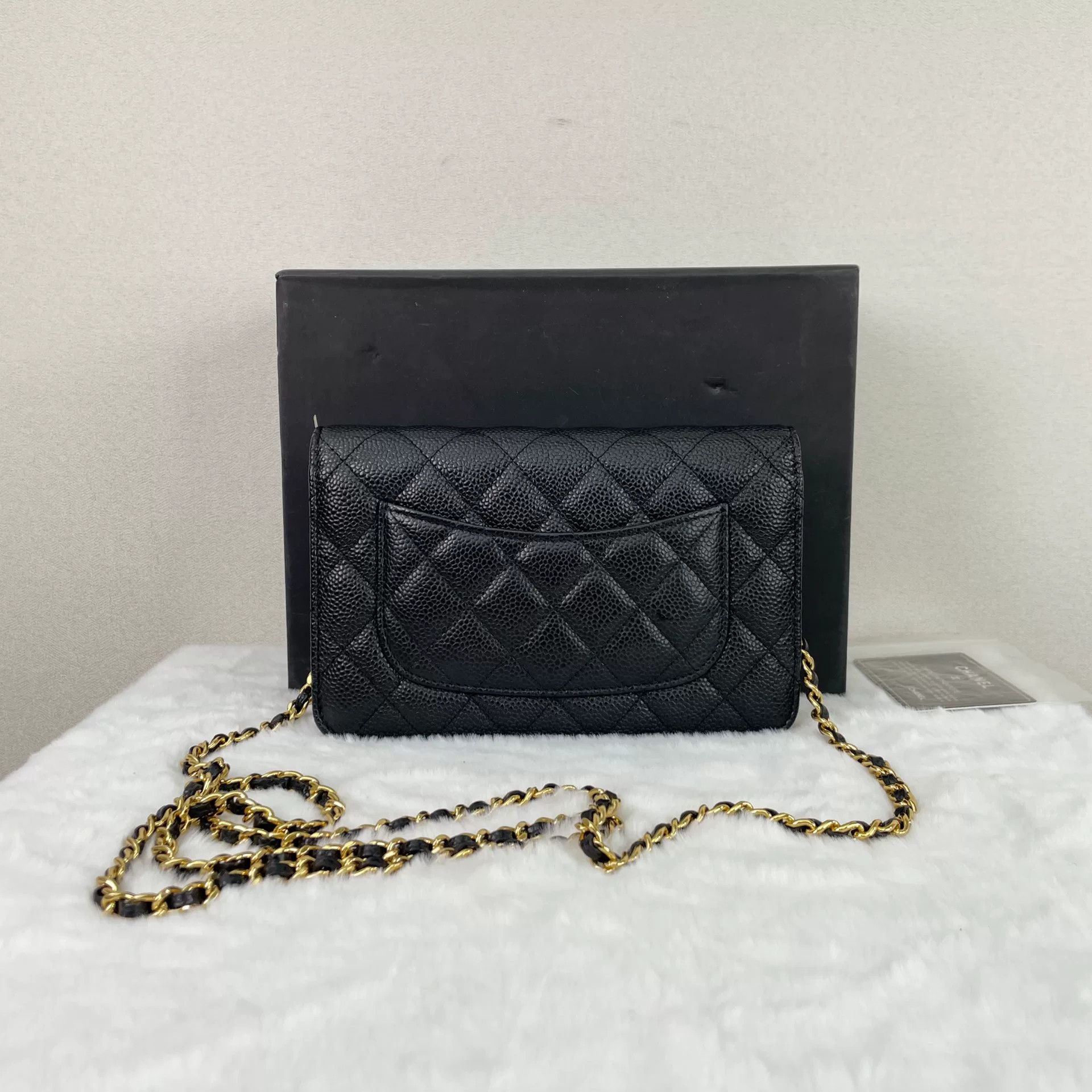 Chanel Pre-loved Bag Very good condition Size ONE SIZE - 2 Thumbnail