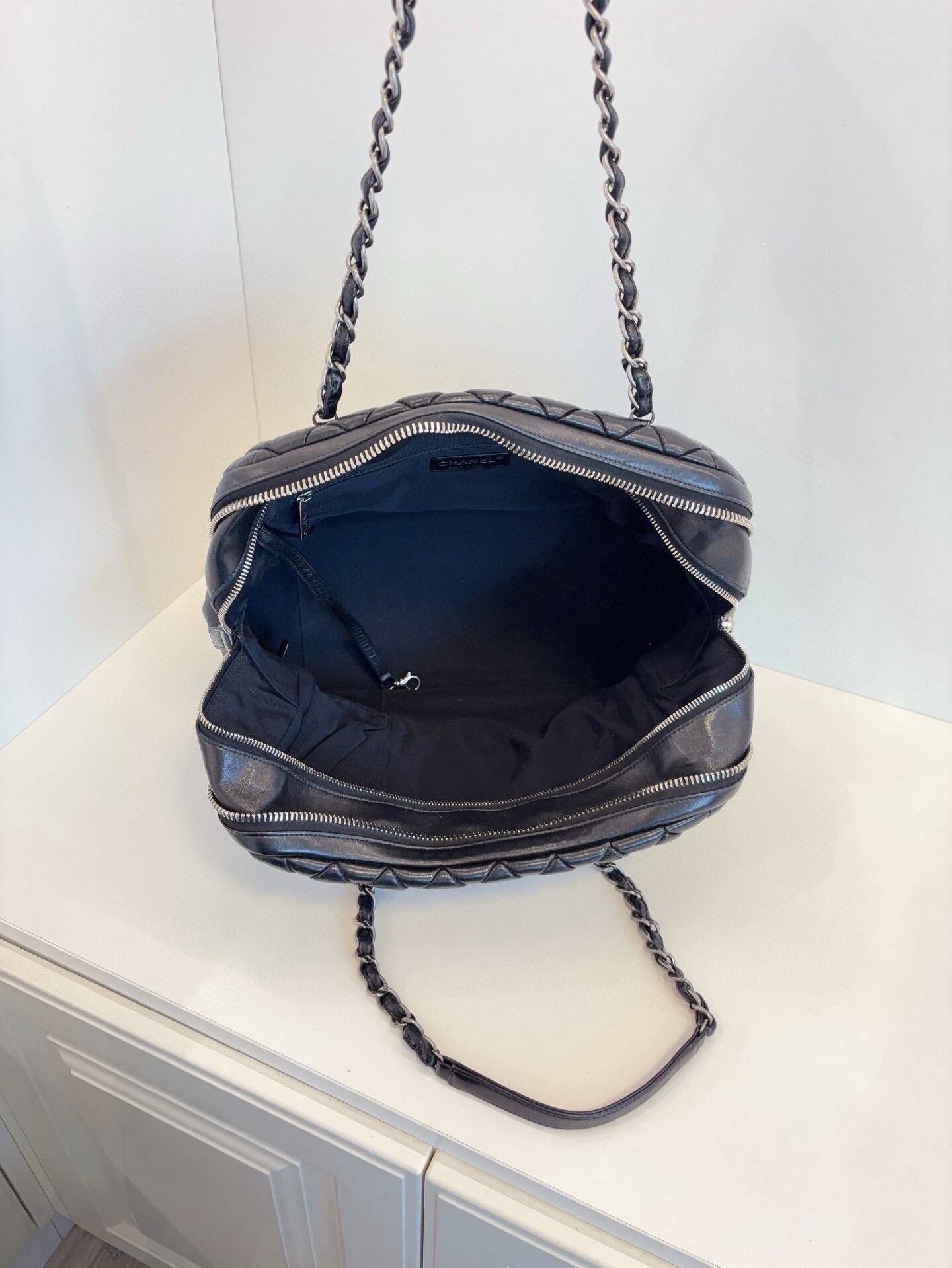 Chanel Pre-loved Bag Very good condition Size ONE SIZE - 8 Thumbnail