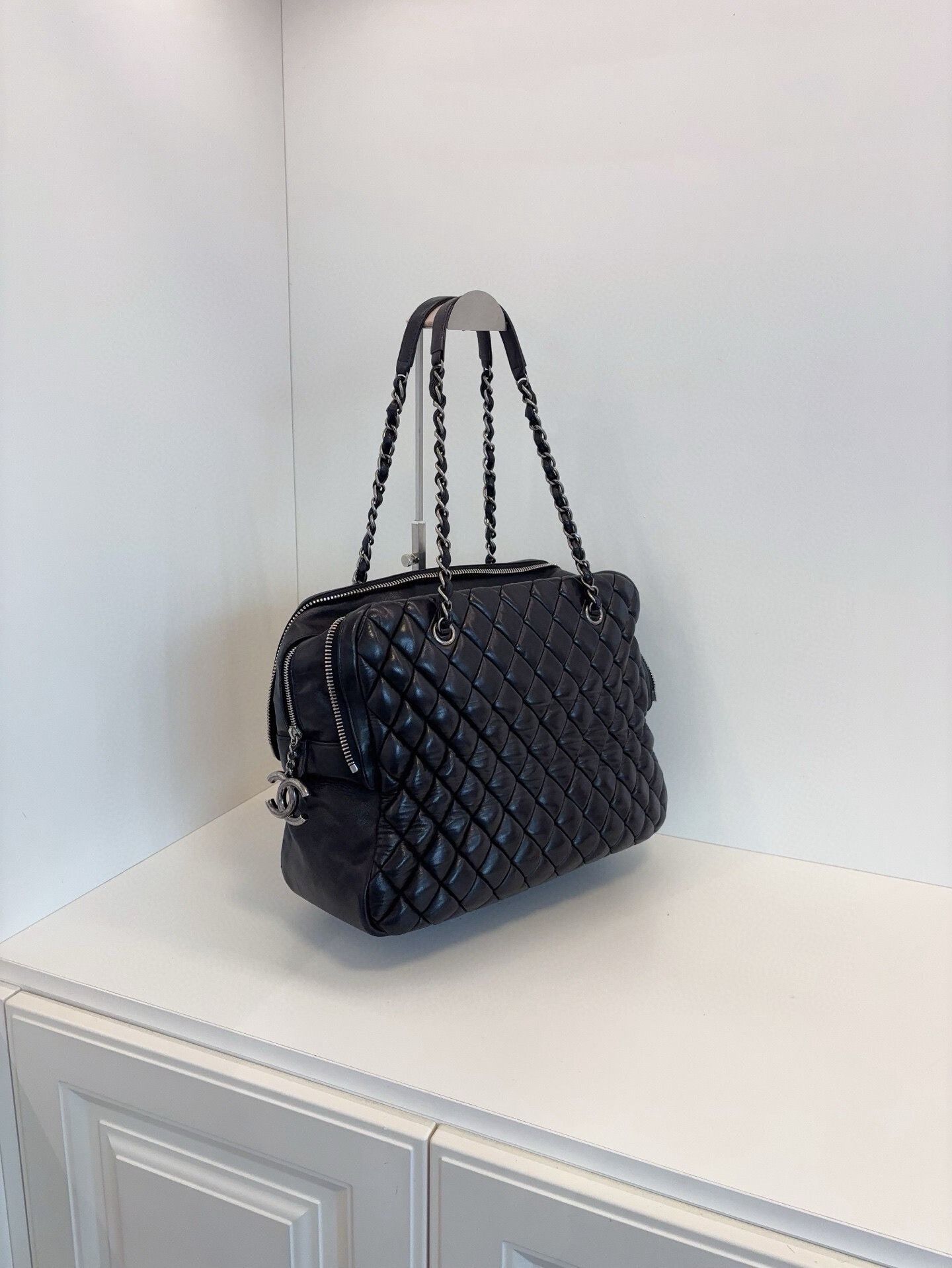Chanel Pre-loved Bag Very good condition Size ONE SIZE - 2 Thumbnail