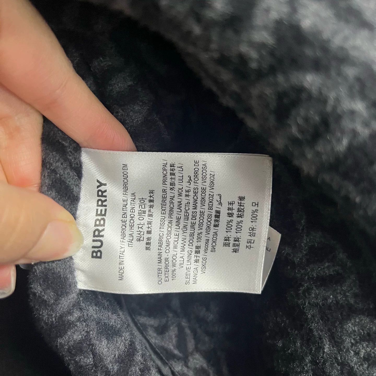 Burberry Burberry Long Black T-Shirt 48 Women Size XL / US 12-14 / IT 48-50 - 4 Thumbnail