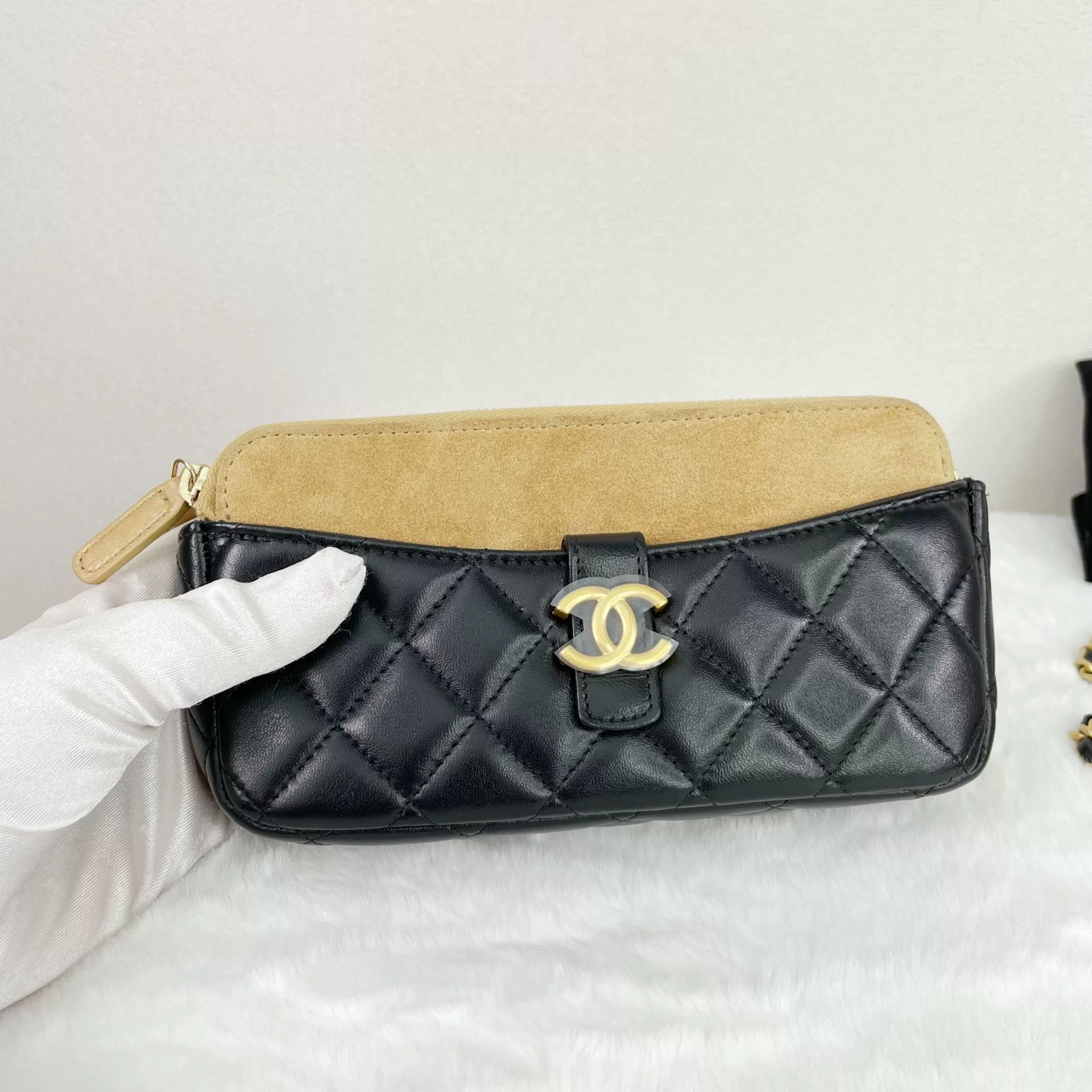 Chanel Pre-loved Bag Very good condition Size ONE SIZE - 8 Thumbnail