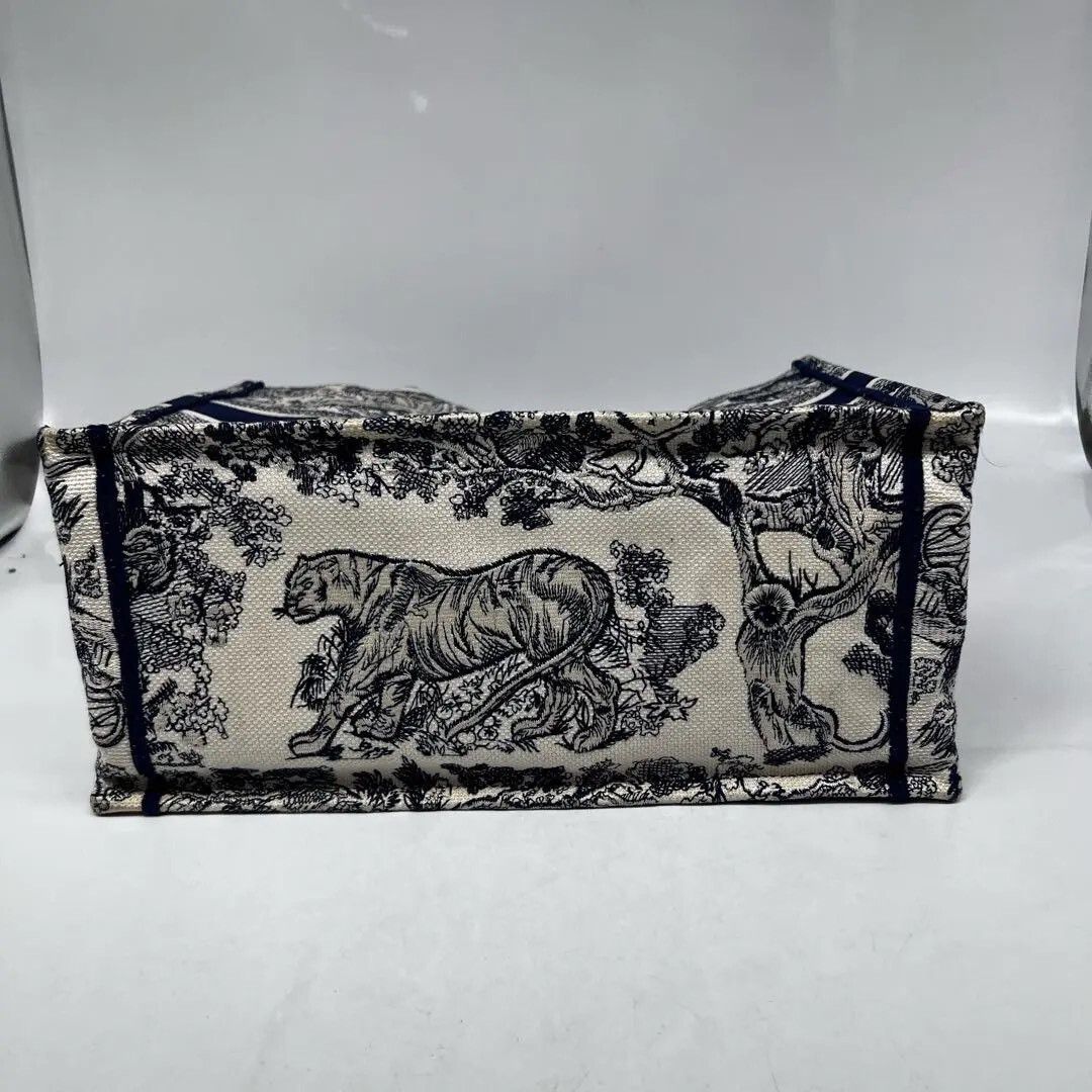 Dior Pre-loved Bag Very good condition Size ONE SIZE - 7 Thumbnail