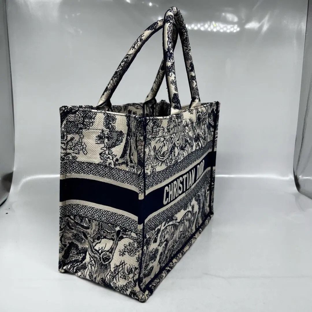 Dior Pre-loved Bag Very good condition Size ONE SIZE - 2 Thumbnail