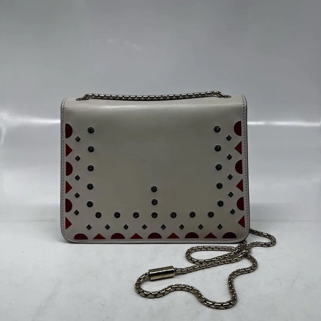 Bvlgari Pre-loved Bag Very good condition Size ONE SIZE - 4 Thumbnail