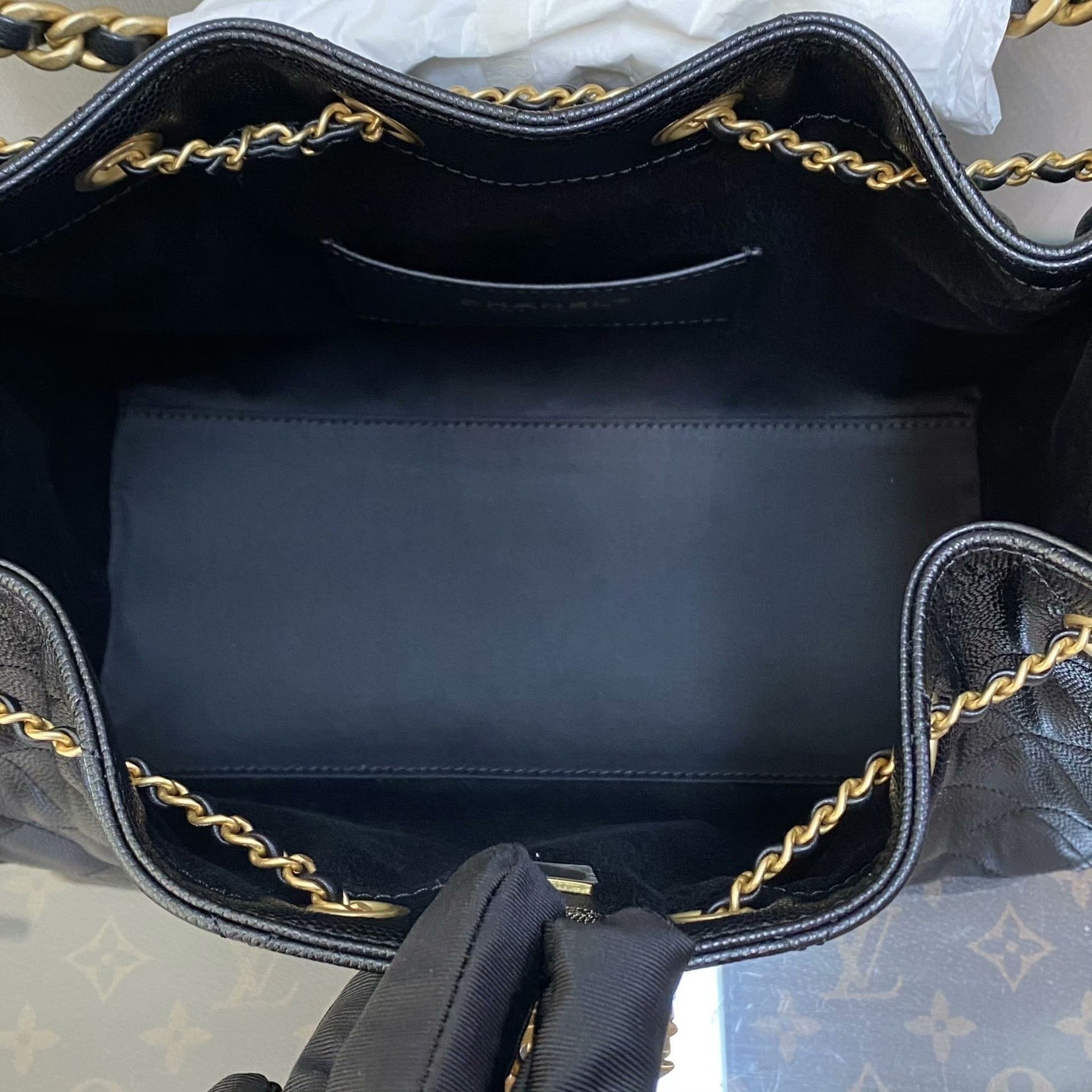 Chanel Pre-loved Bag Very good condition Size ONE SIZE - 6 Thumbnail