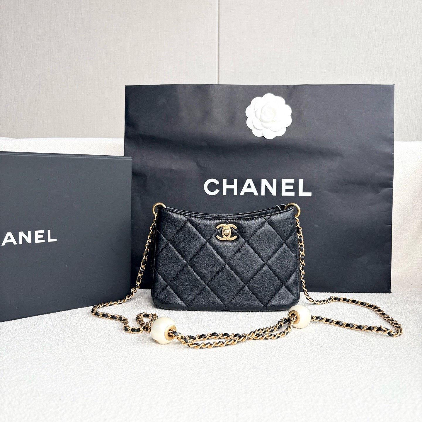 Chanel Pre-loved Bag Very good condition Size ONE SIZE - 2 Thumbnail