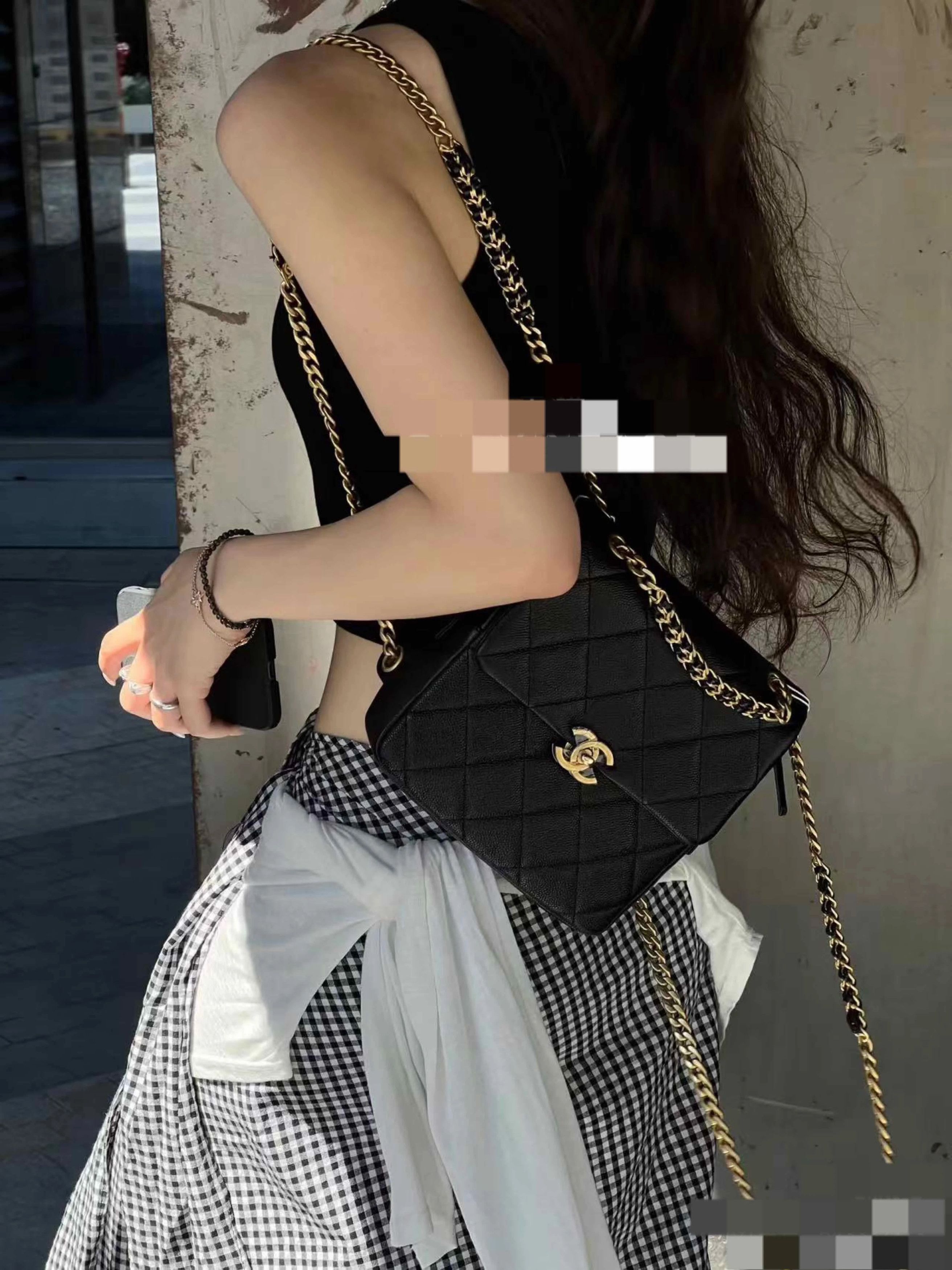 Chanel Pre-loved Bag Very good condition Size ONE SIZE - 5 Thumbnail