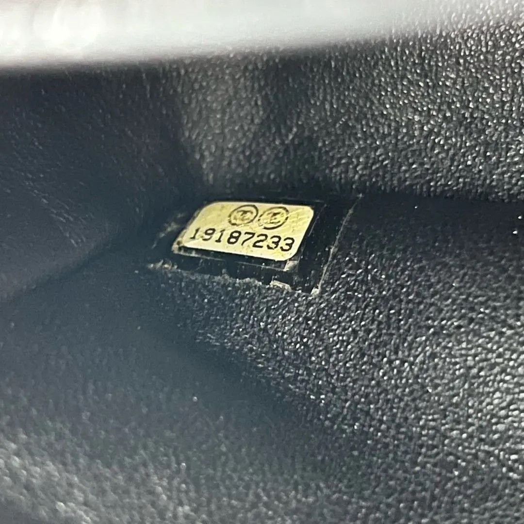 Chanel Pre-loved Bag Very good condition Size ONE SIZE - 9 Thumbnail