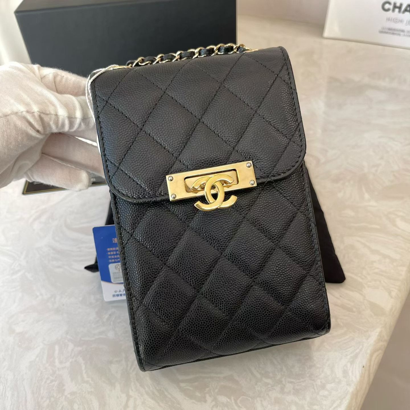 Chanel Pre-loved Bag Very good condition Size ONE SIZE - 2 Thumbnail