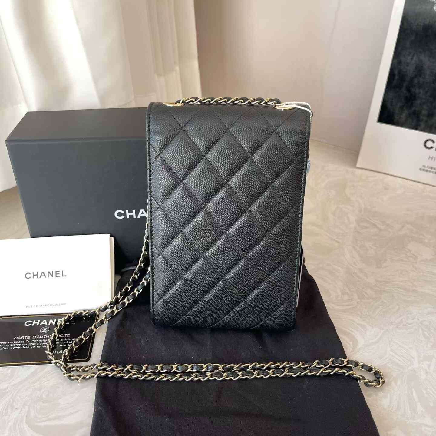 Chanel Pre-loved Bag Very good condition Size ONE SIZE - 5 Thumbnail