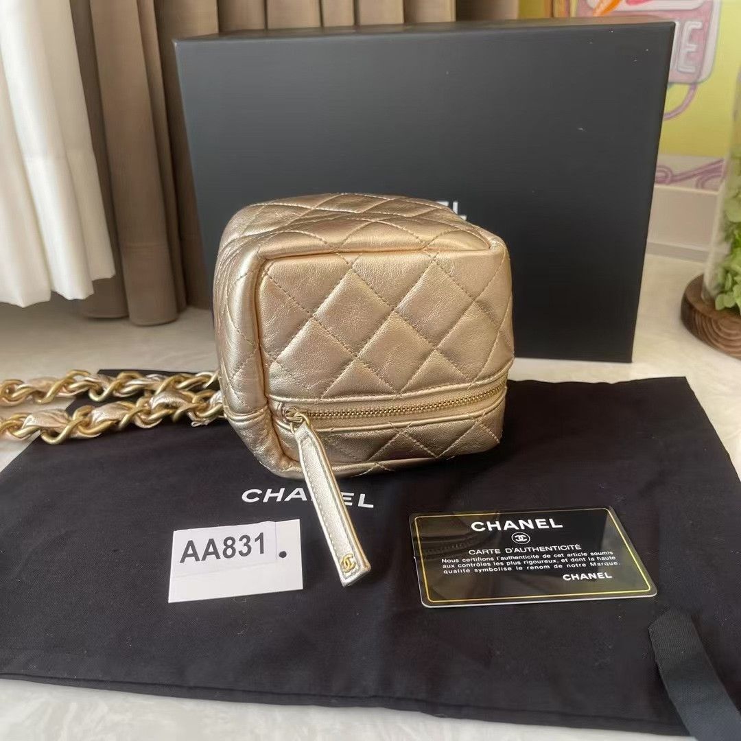 Chanel Pre-loved Bag Very good condition Size ONE SIZE - 6 Thumbnail