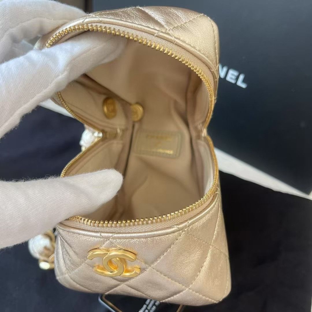 Chanel Pre-loved Bag Very good condition Size ONE SIZE - 8 Thumbnail